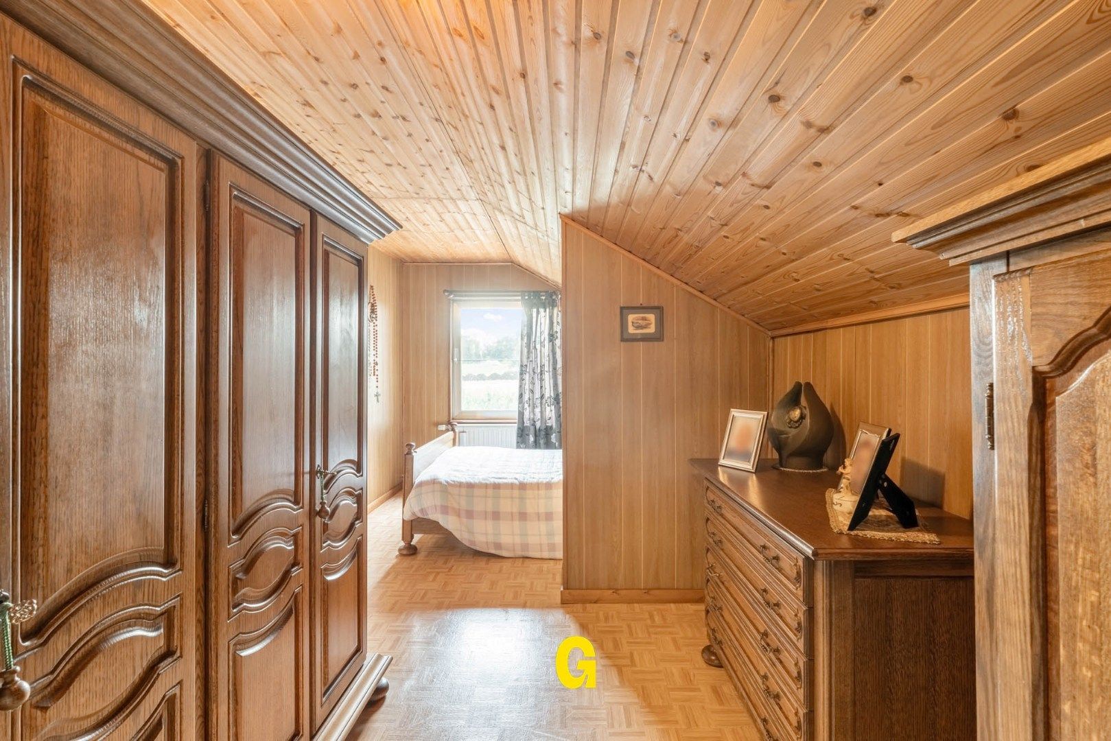 Te renoveren halfopen woning met tuin en ruime weide op 38a62ca, met prachtig verzicht op de achterliggende groene omgeving foto 16