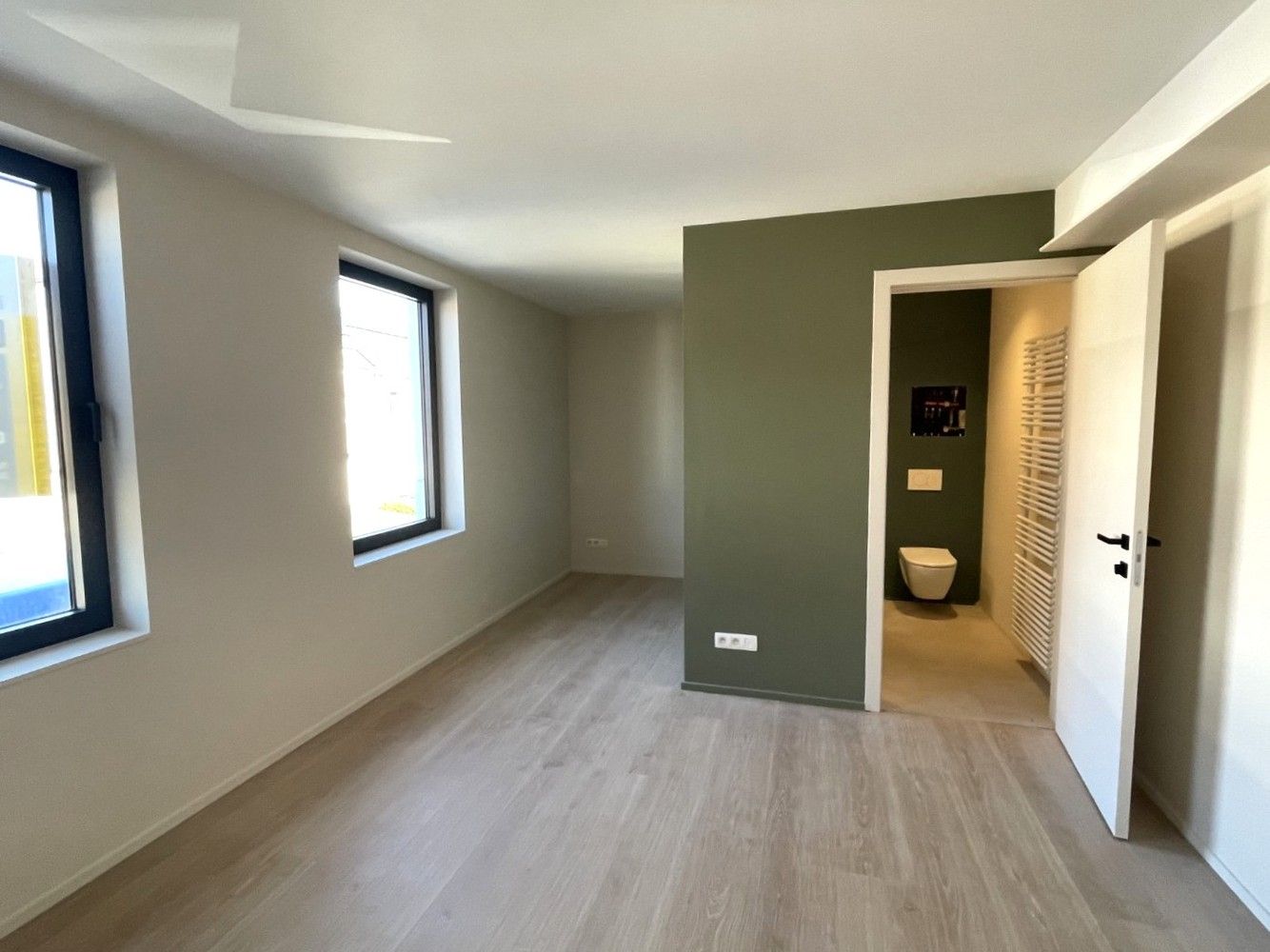 Prachtig nieuwbouw villa-appartement met 2 kamers op toplocatie foto 12