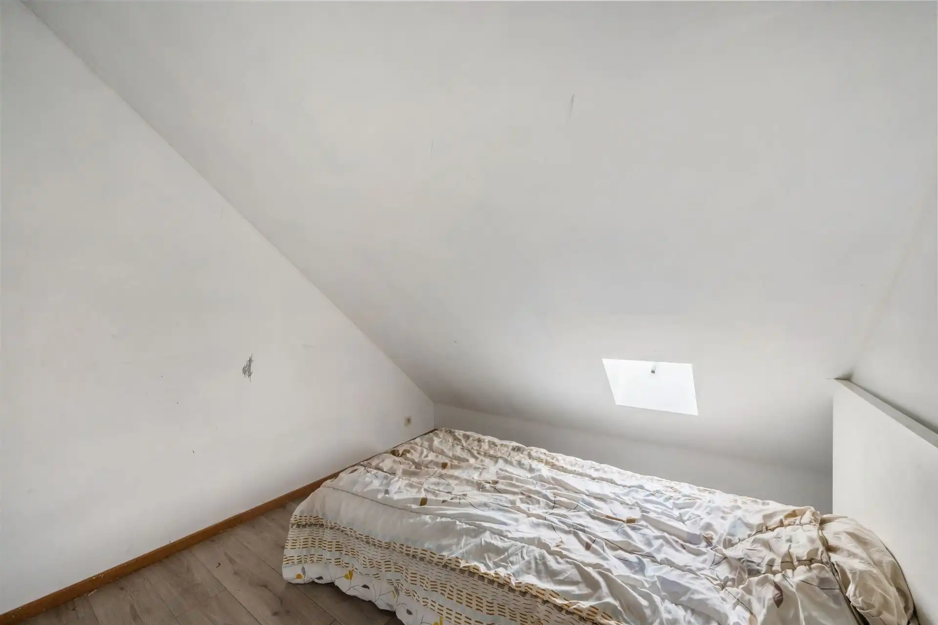 Ruime gezinswoning met tuin, terras en panoramisch uitzicht foto 12
