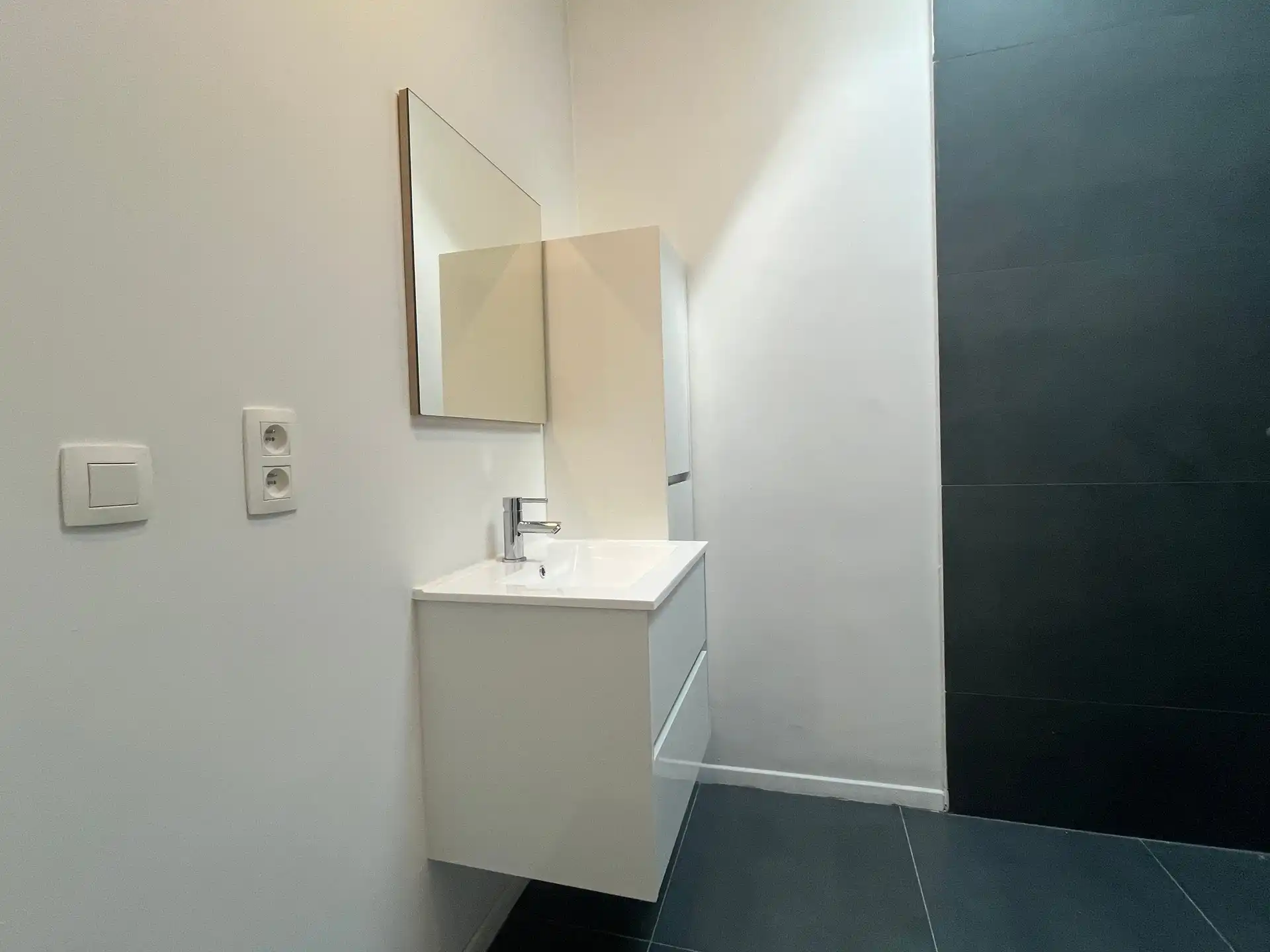 Vernieuwd  gebouw met 3 appartementen - gelegen nabij de Troonplaats! foto 22