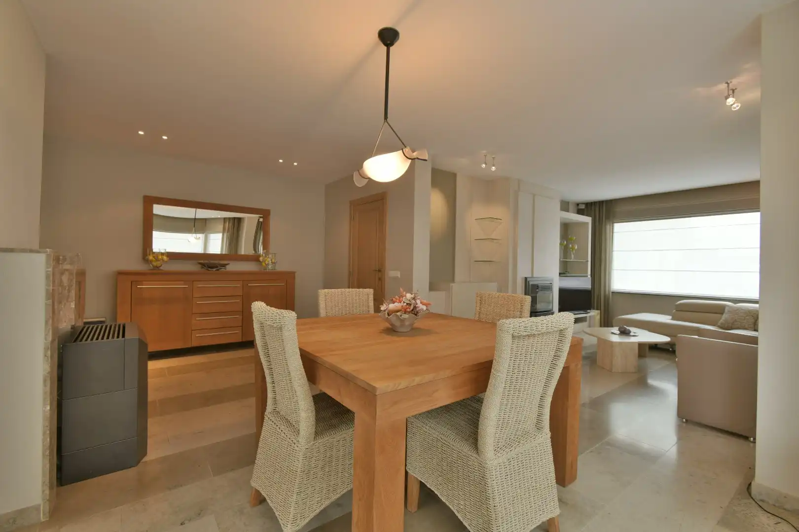 Gezellige woning nabij het centrum van Staden! foto 4