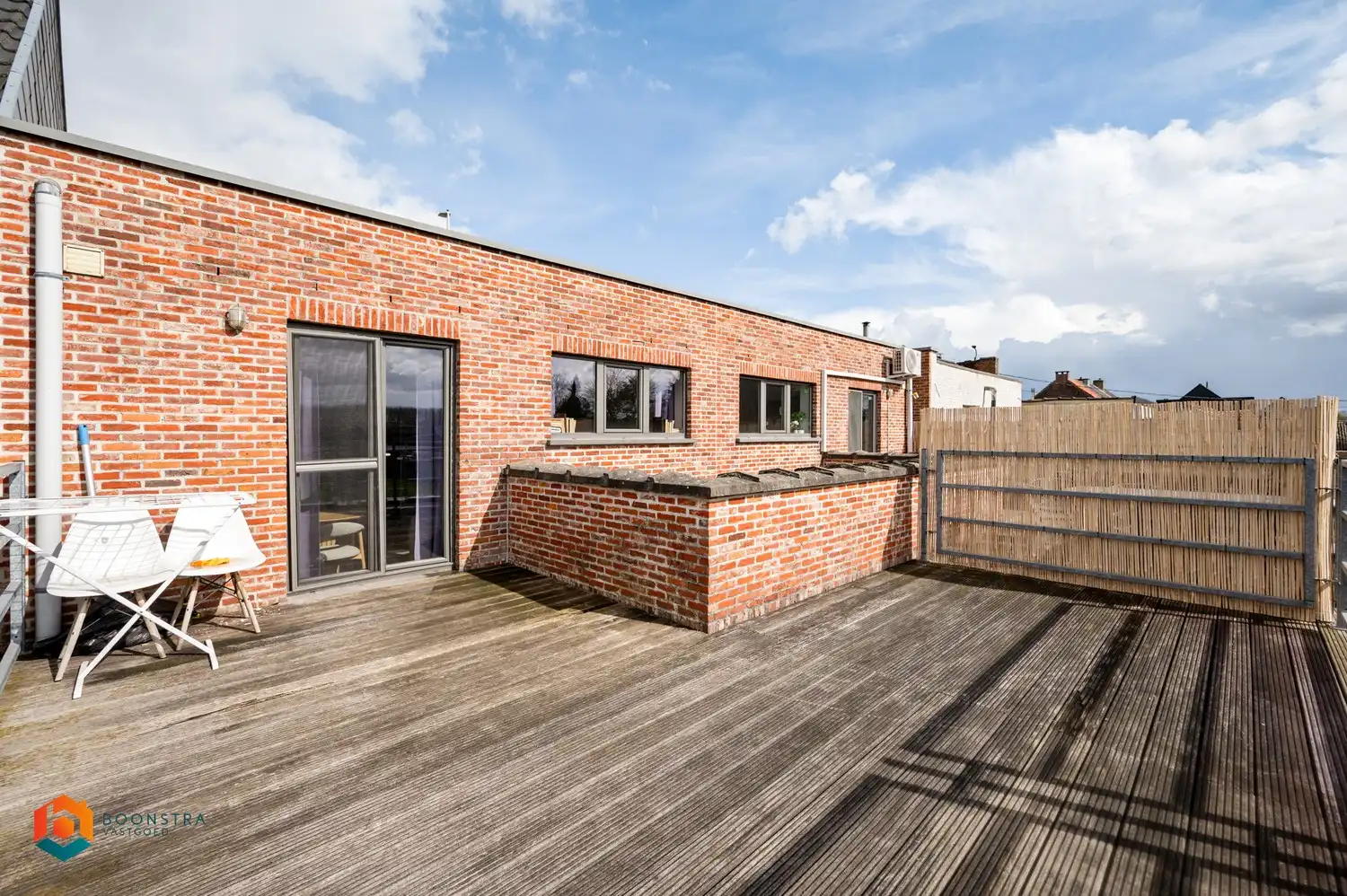 1 slpkr app met ruim terras foto 15