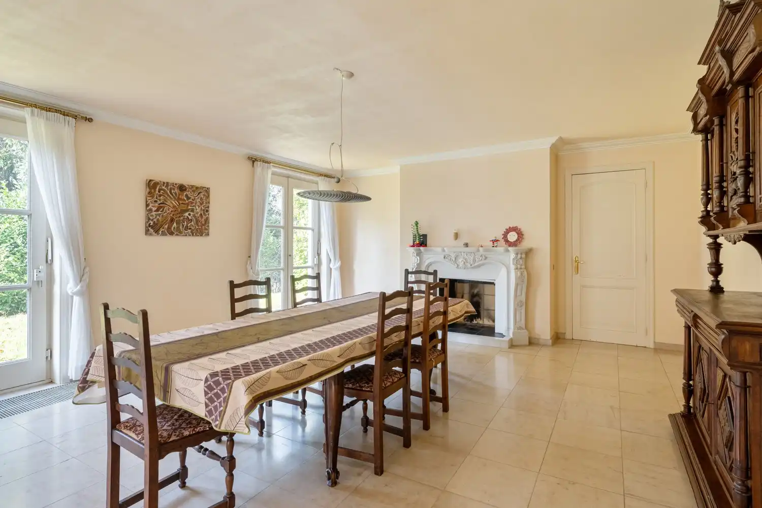 Residentieel gelegen villa met 4-5 ruime slaapkamers/bureau , 2 badkamers, 2 garages en een tuin op een perceel van 11a 71ca te Winksele gemeente Herent. foto 7