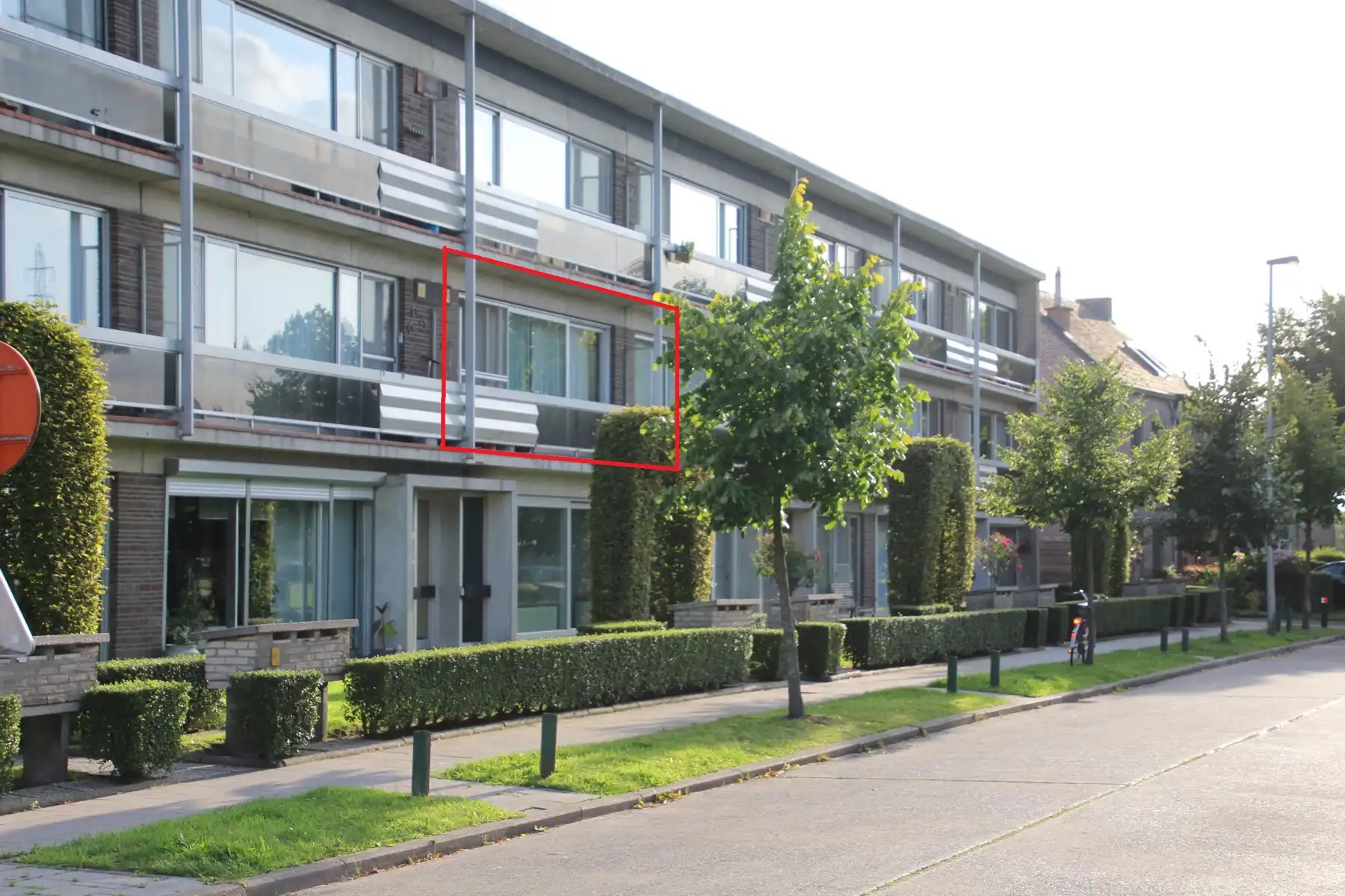 Instapklaar appartement met EPC-label A, rustig gelegen en op een steenworp van het centrum! foto 7
