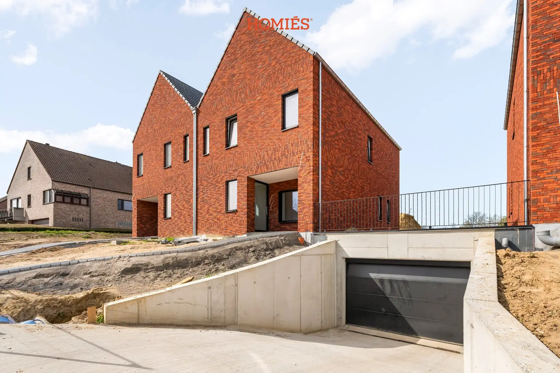 Urban villa in groene omgeving foto 32