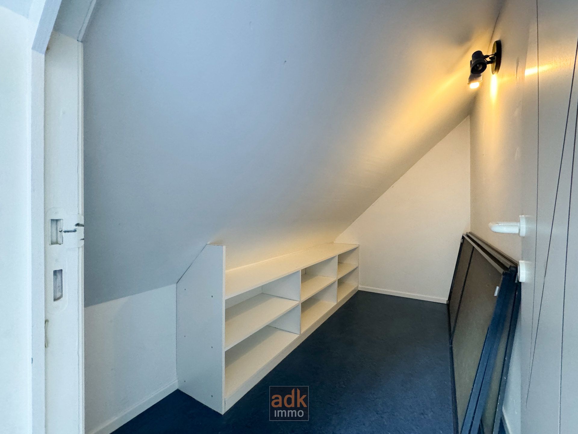 Ruime, lichtrijke villa  – 908 m² grond, aan de duinen foto 29