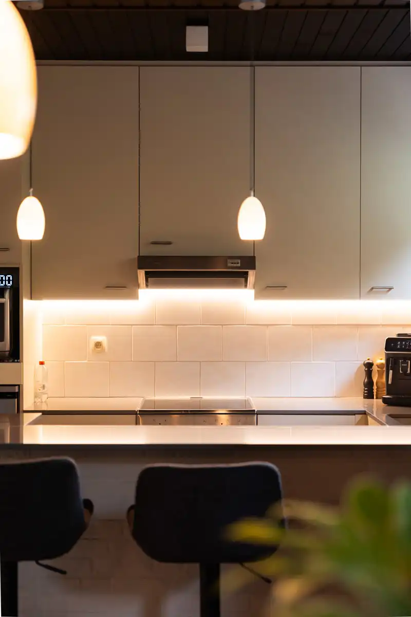 Lichtrijke, gelijkvloerse woning op ruim perceel foto 14