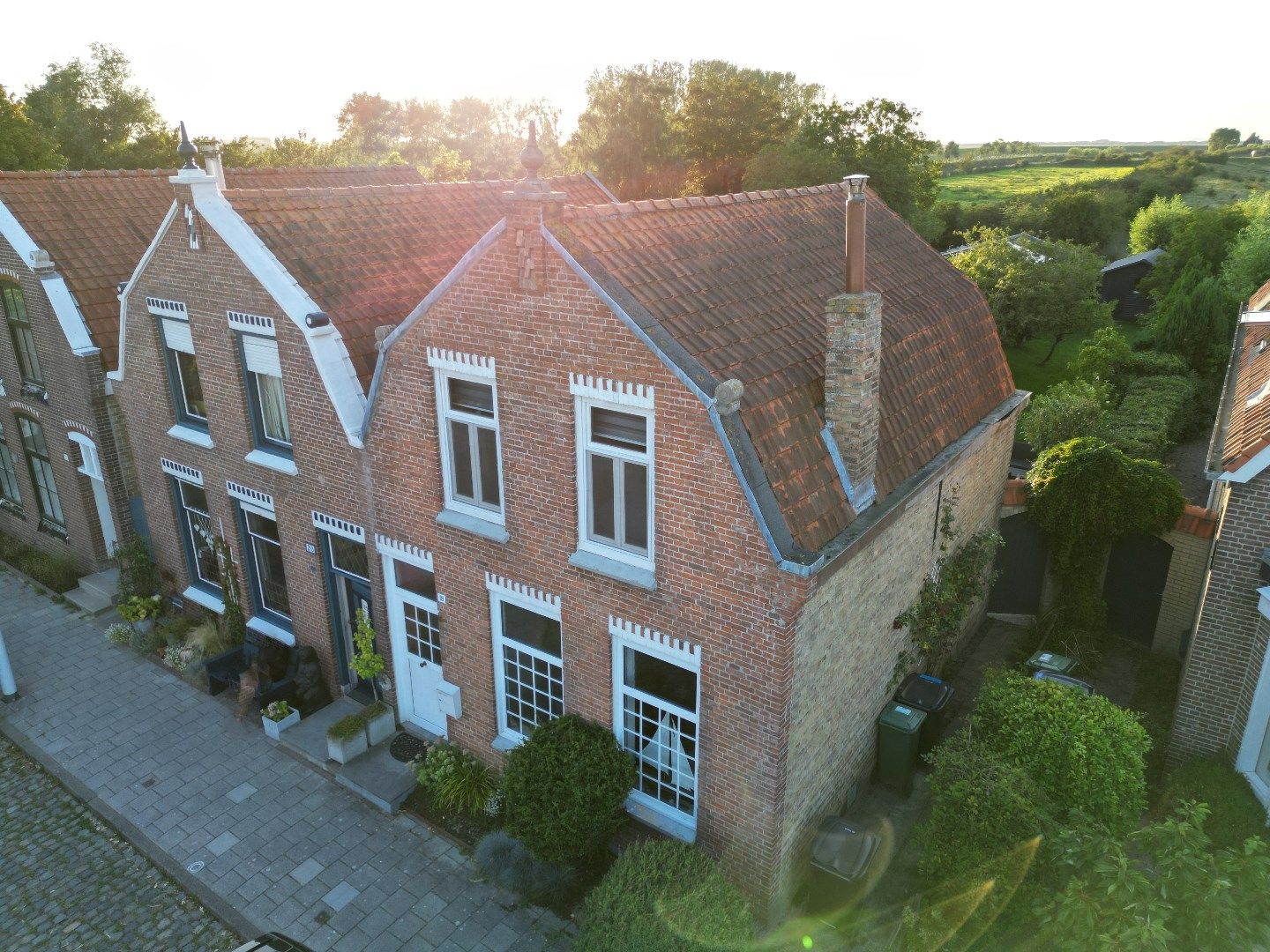 Knusse hoekwoning aan 't Zwin  foto 2