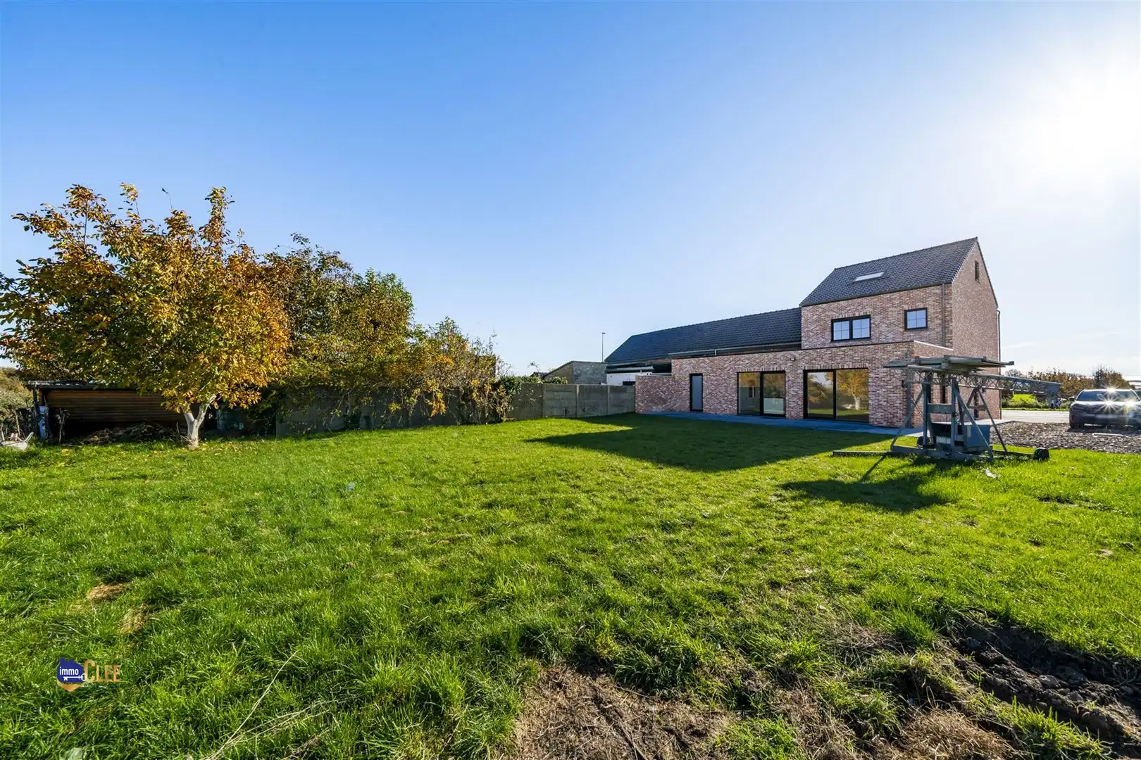 Volledig gerenoveerde gezinswoning foto 23