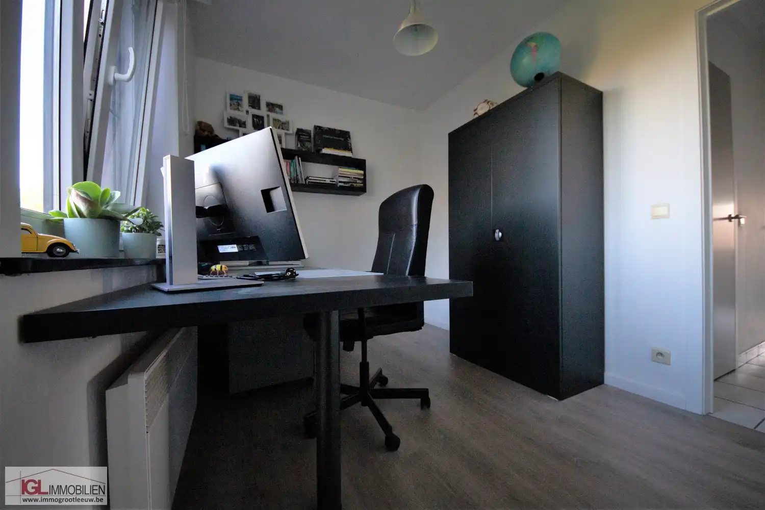 Ruim appartement met 2 kamers en gesloten garagebox foto 5