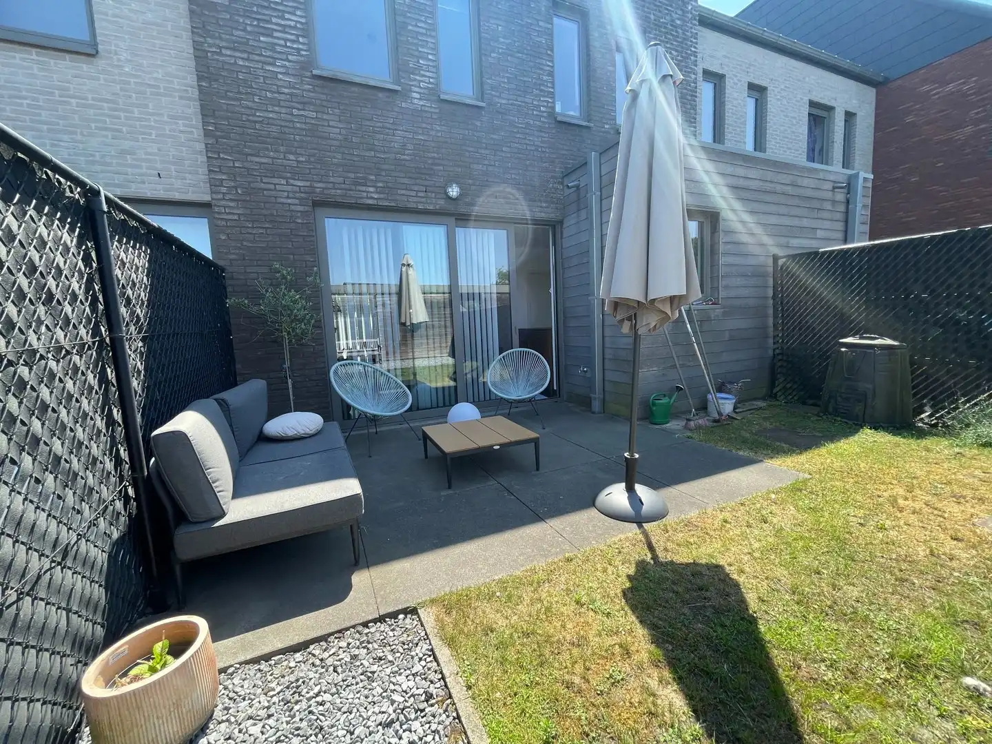 Gezellige woning met 3 slaapkamers en klein tuintje gelegen in Eksel. foto 12