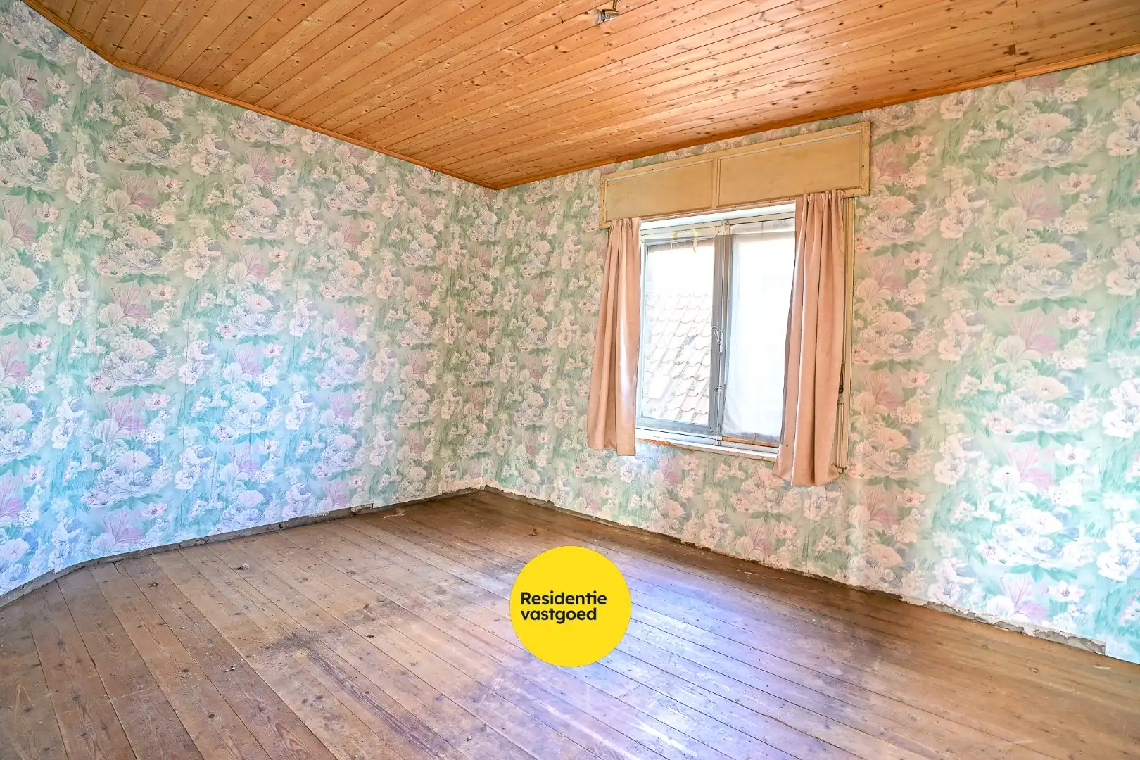 Te renoveren woning met 5 slaapkamers op 8.102 m²  te Diksmuide! foto 9