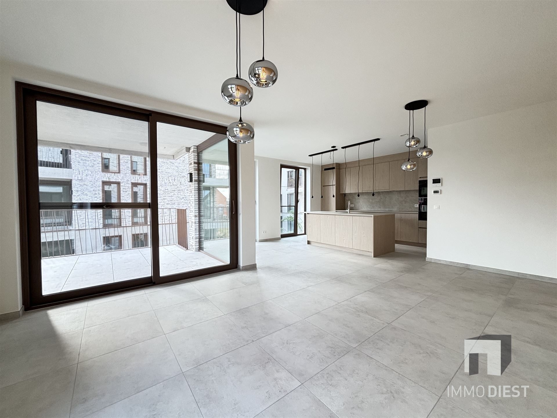 Lichtrijk appartement op fietsafstand van het centrum van Tessenderlo foto 4