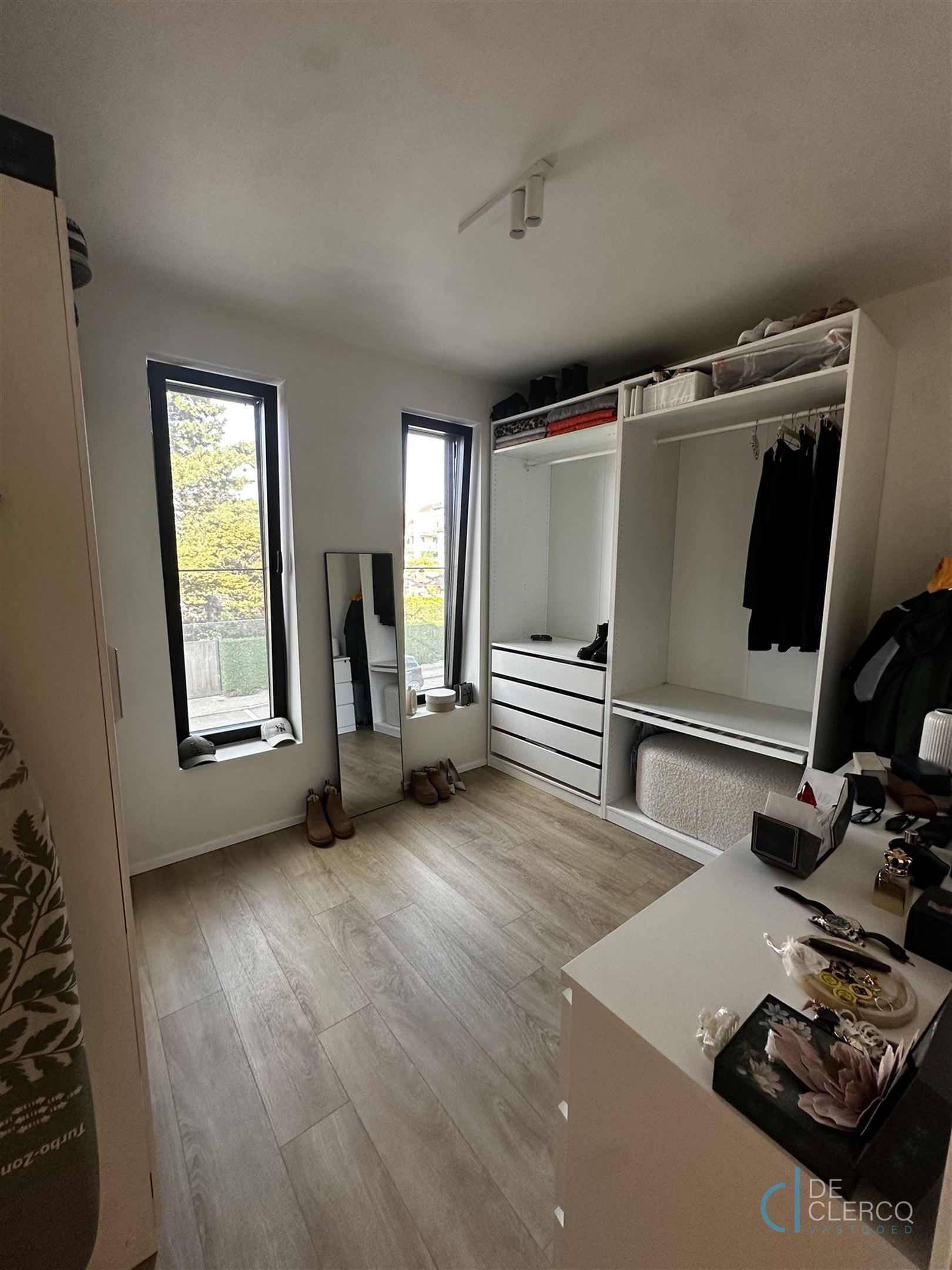 Tijdloos en duurzaam appartement TE HUUR op topligging in Lochristi! foto 17