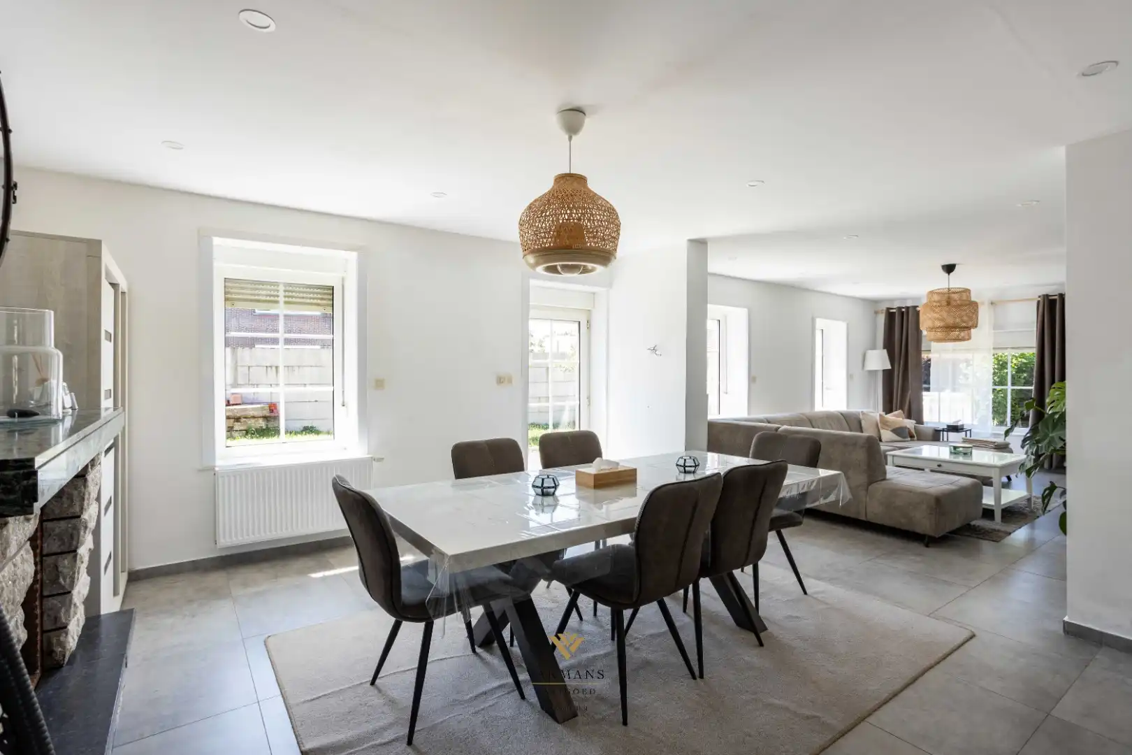 Alleenstaande woning op den buiten met 3 slaapkamers en garage foto 10