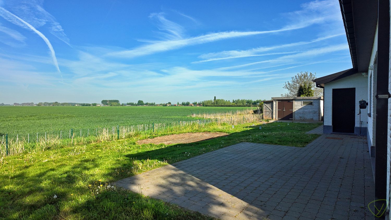 Gerenoveerde open bebouwing met 3 slaapkamers, zuidgerichte tuin en dubbele staanplaats! foto 13