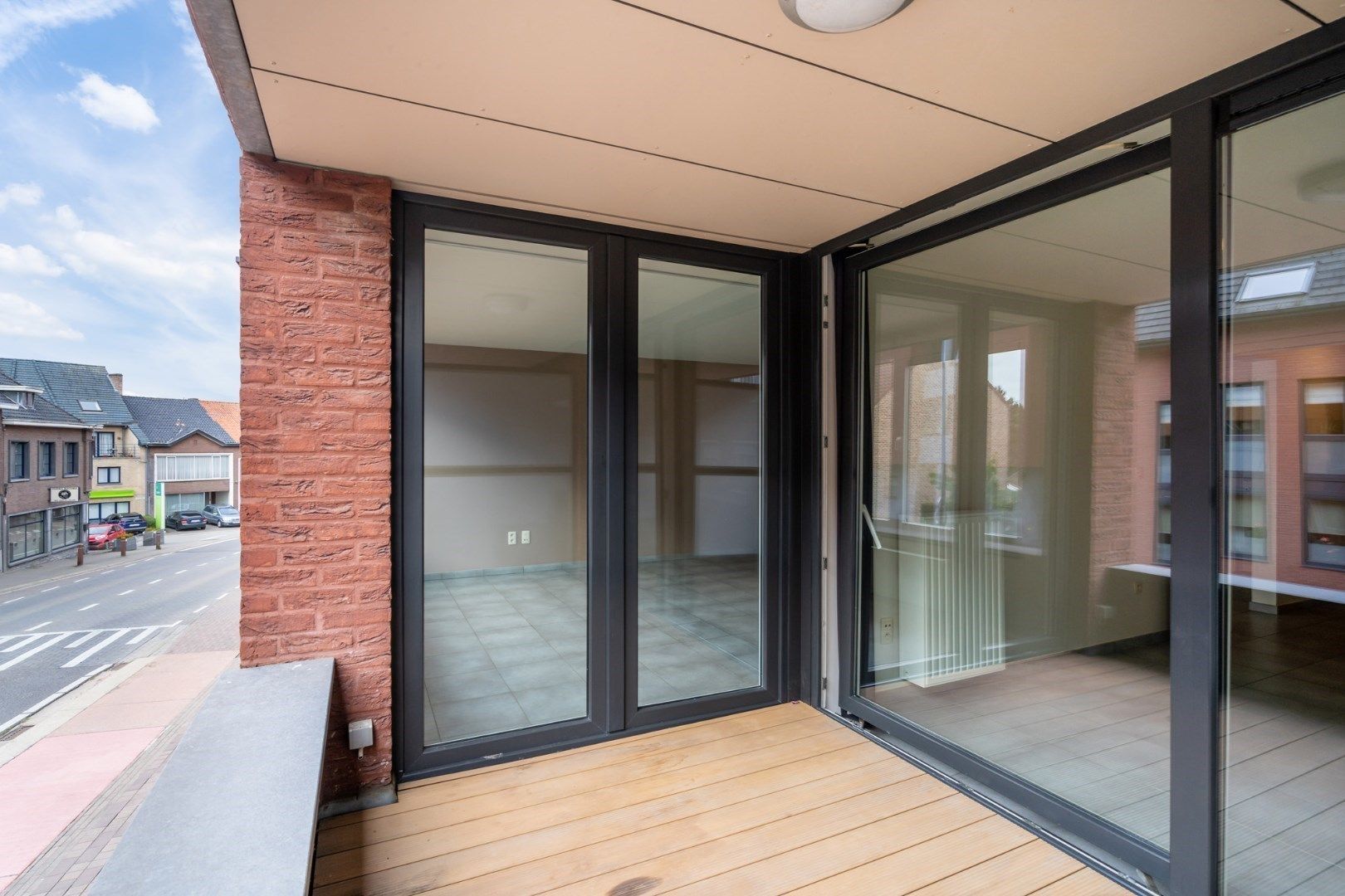 Comfortabel, recent appartement met 2 slaapkamers, garage en kelderberging op wandelafstand van markt Bilzen + park Haffmans foto 14