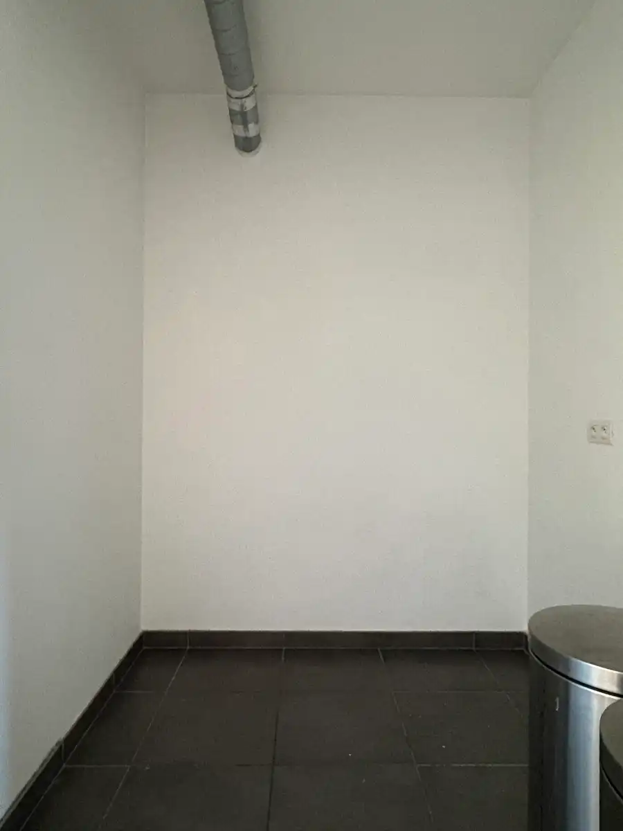Moderne woning met ruime stadstuin foto 8