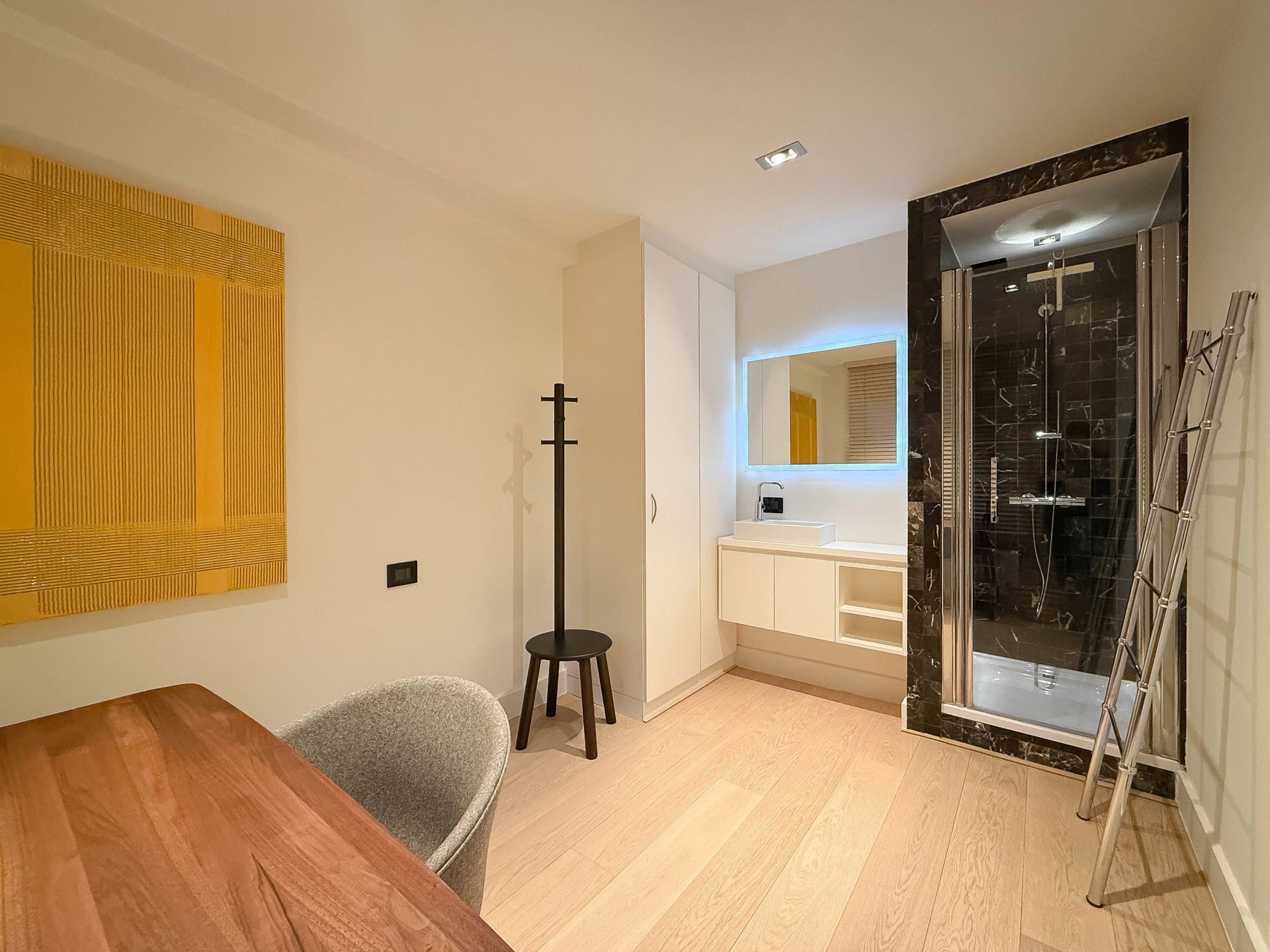 Exclusief hedendaags appartement op toplocatie in het Zoute  foto 15