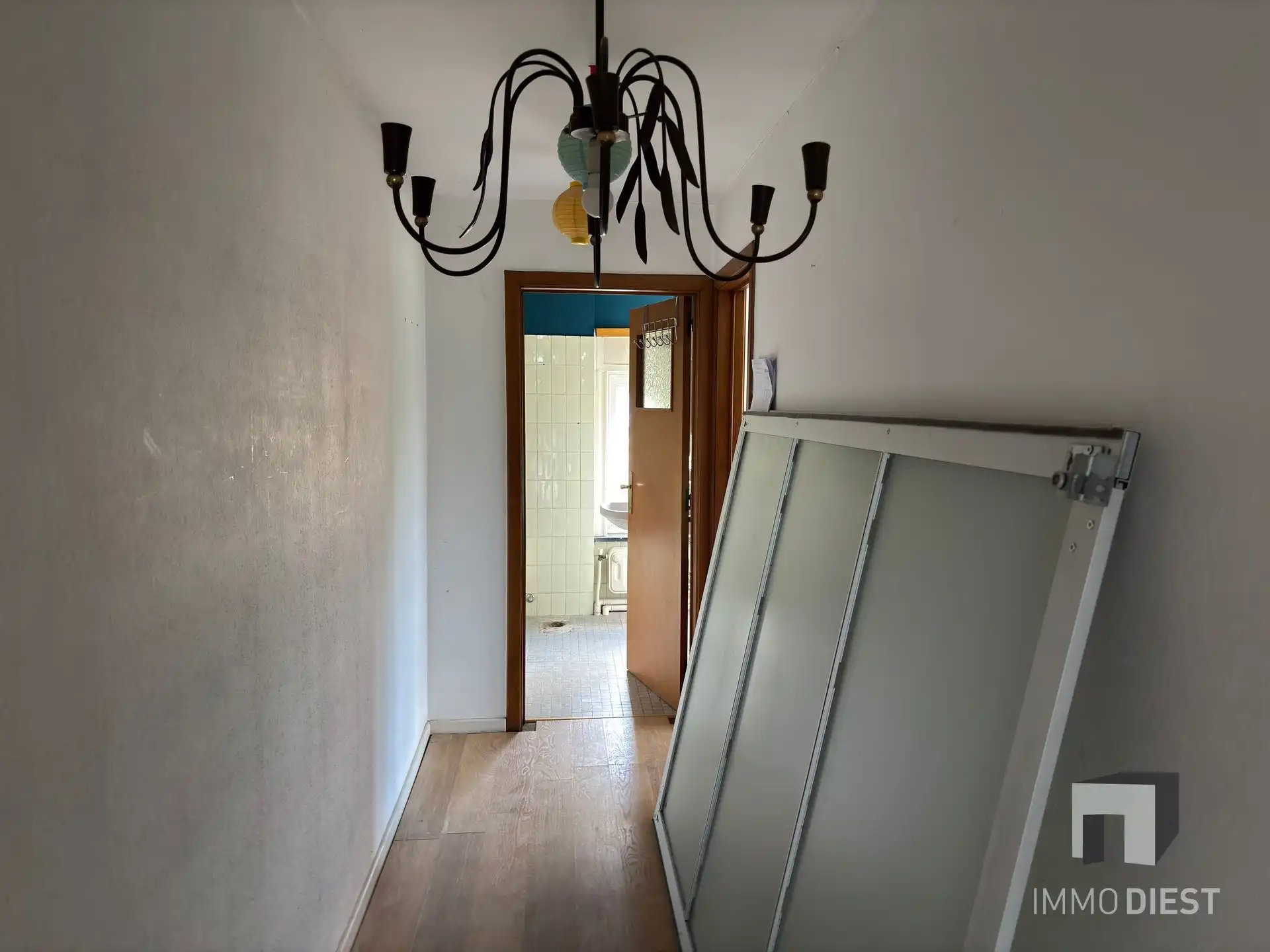 Ruime betaalbare woning met veranda en bijgebouw foto 46