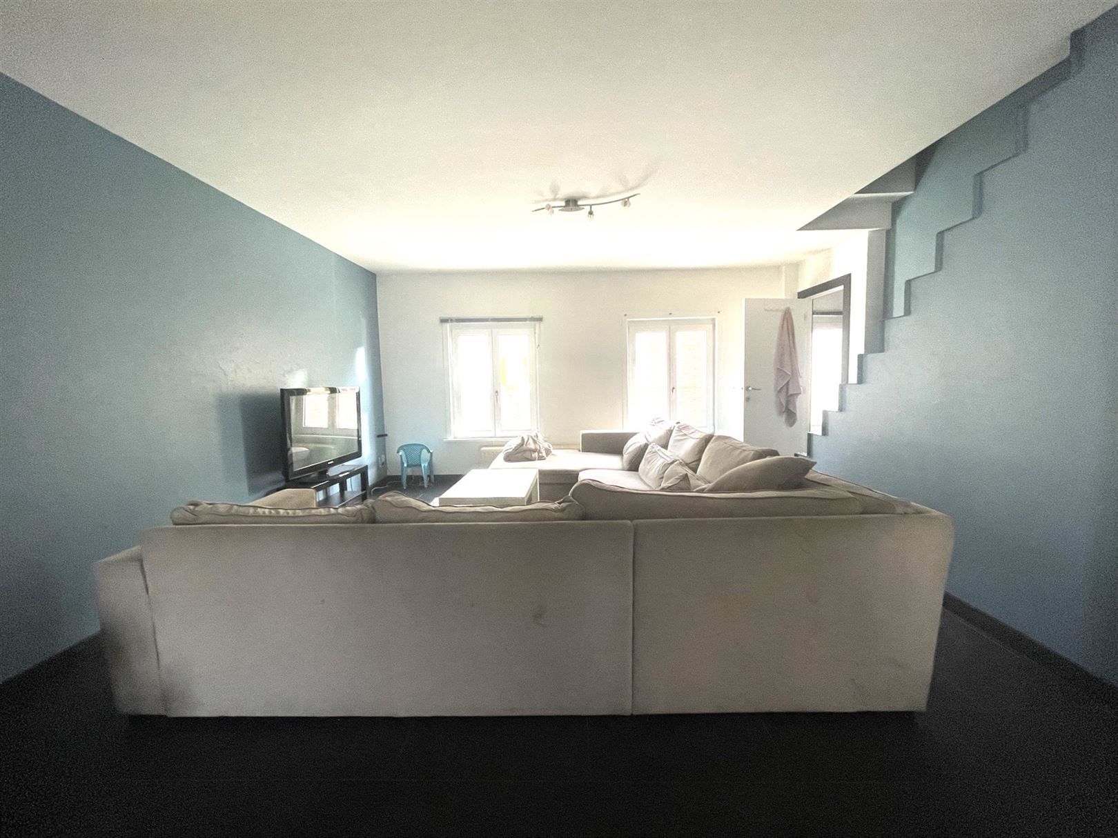 Instapklaar 2-slaapkamerappartement centrum Baasrode foto 2