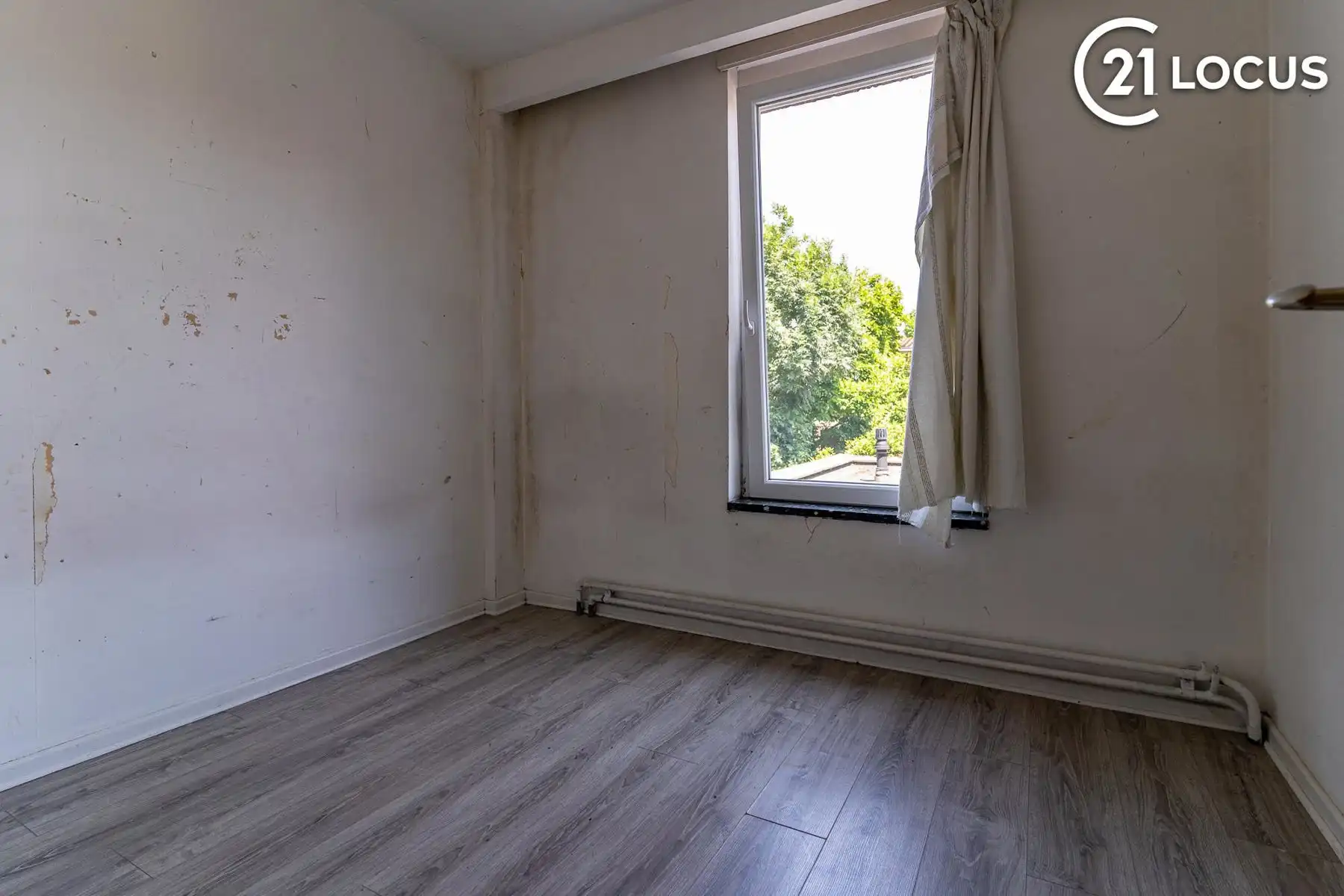 Instapklare HOB met 3 slaapkamers en tuin in hartje Beveren! foto 6