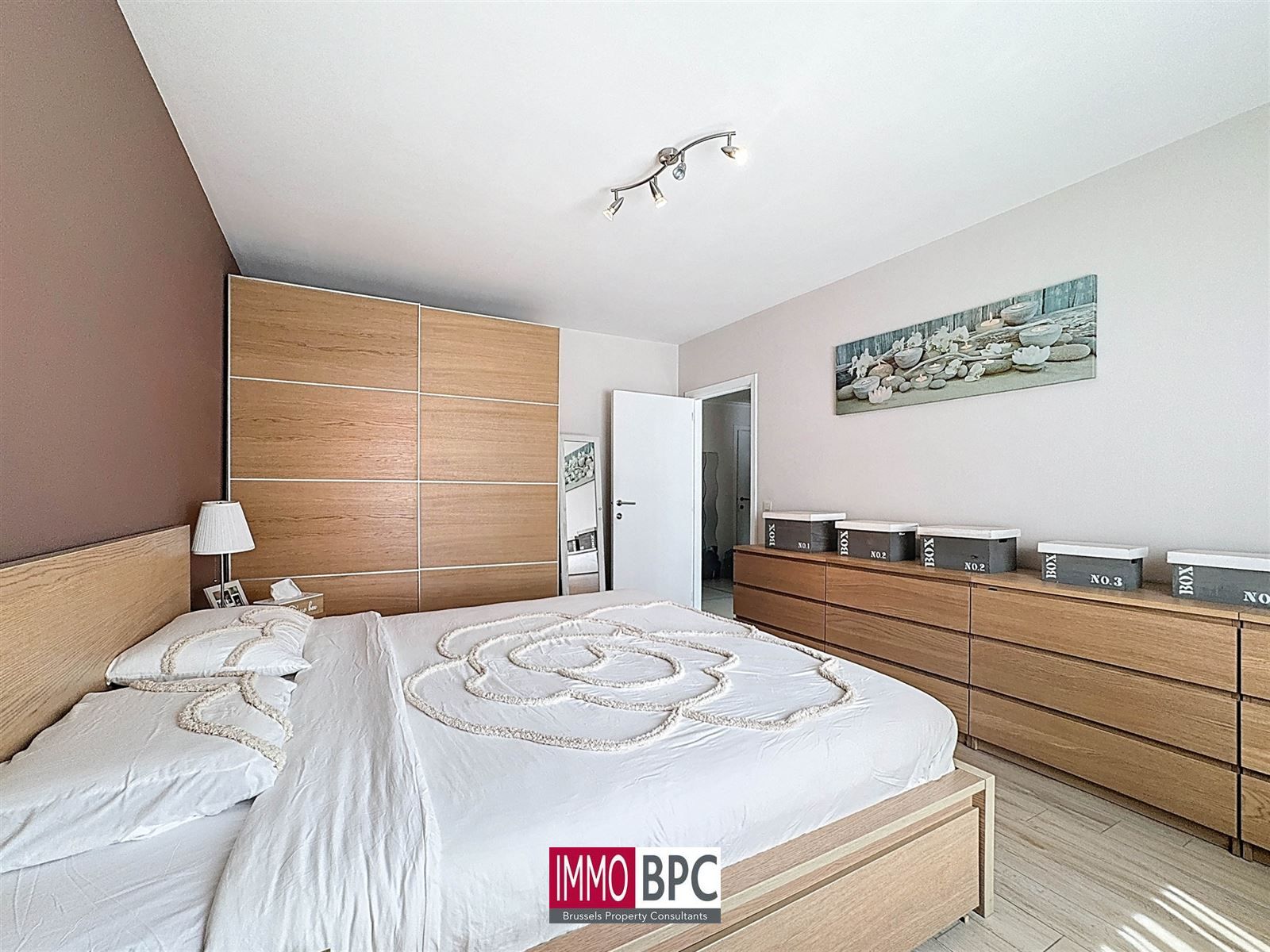 volledig gerenoveerd appartement van 140 m² foto 13