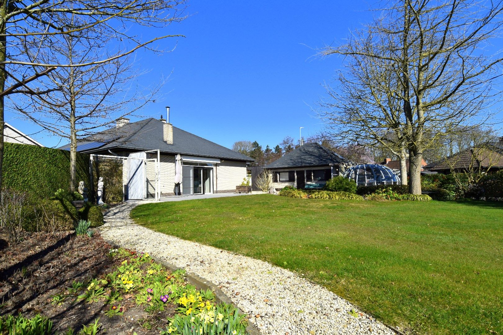 Villa met uitstraling te koop op 1922 m² grond nabij het centrum van Gullegem foto 23