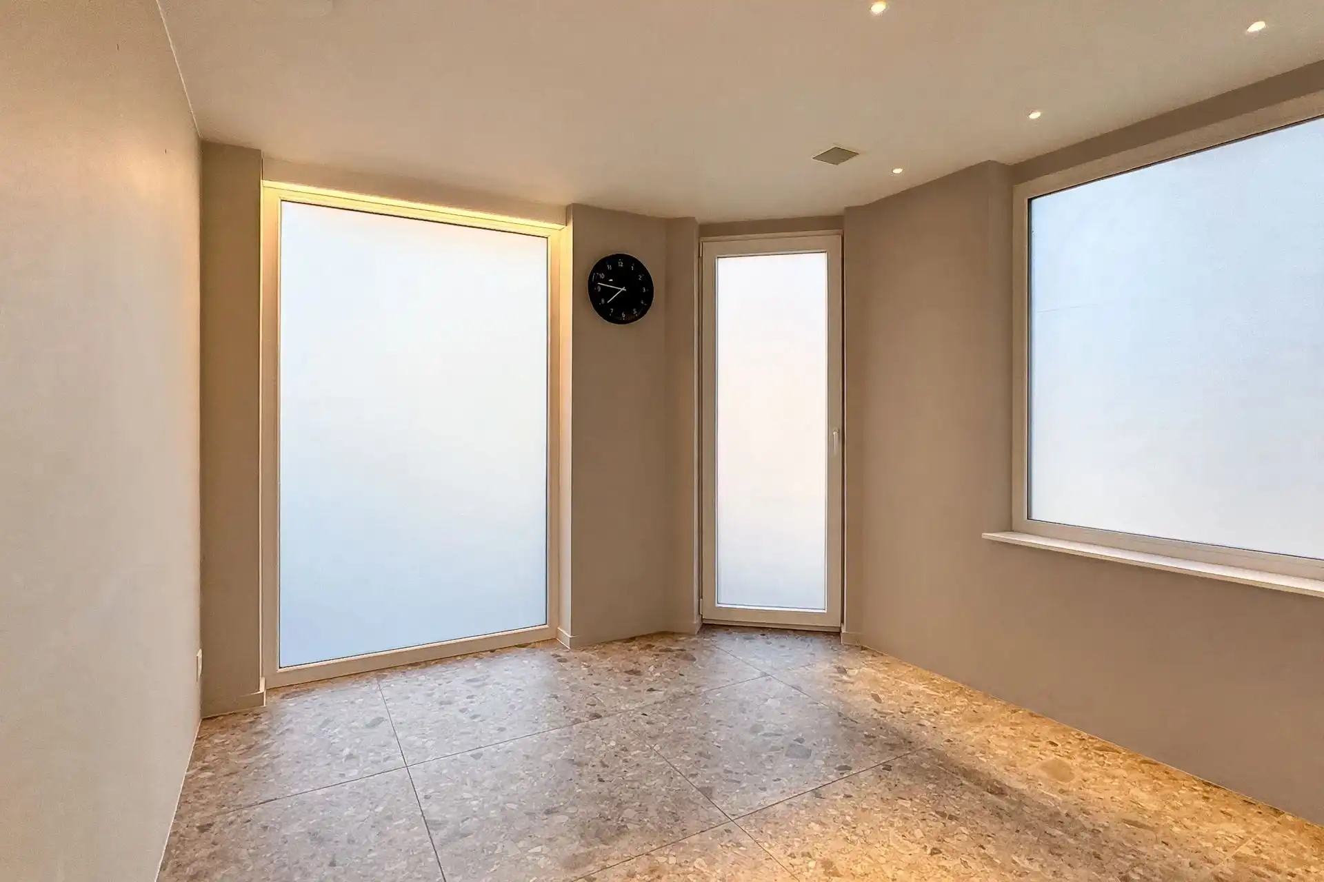 Gelijkvloers appartement aan de Grote Markt in Blankenberge foto 10