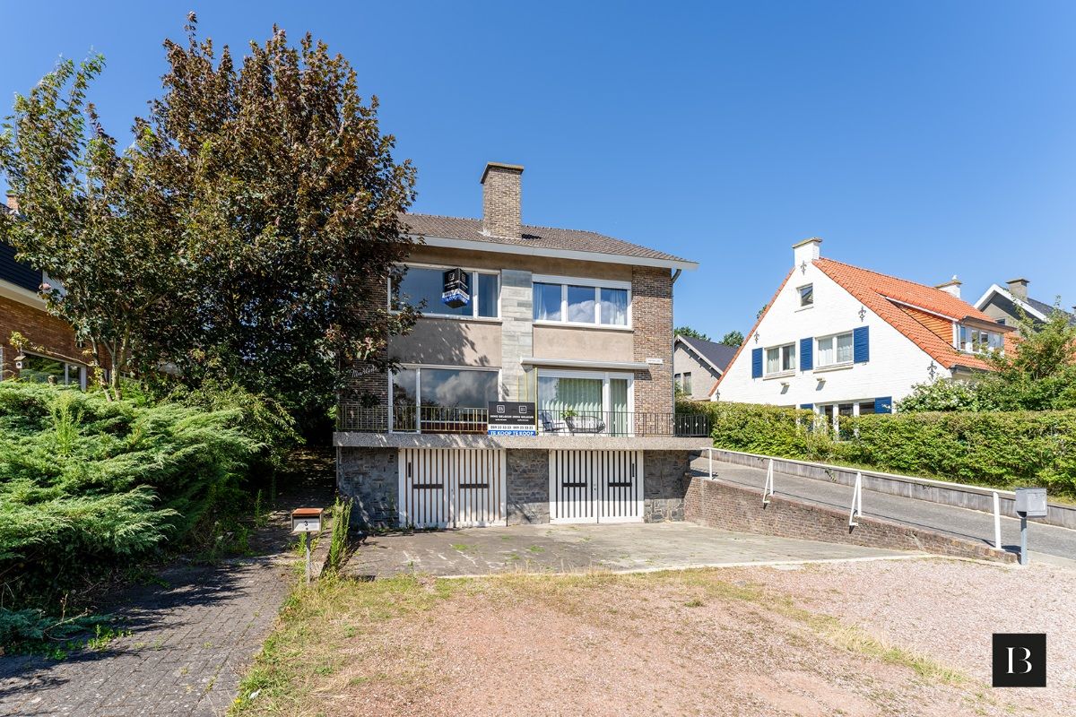 Te renoveren halfopen woning in de Concessie foto {{pictureIndex}}