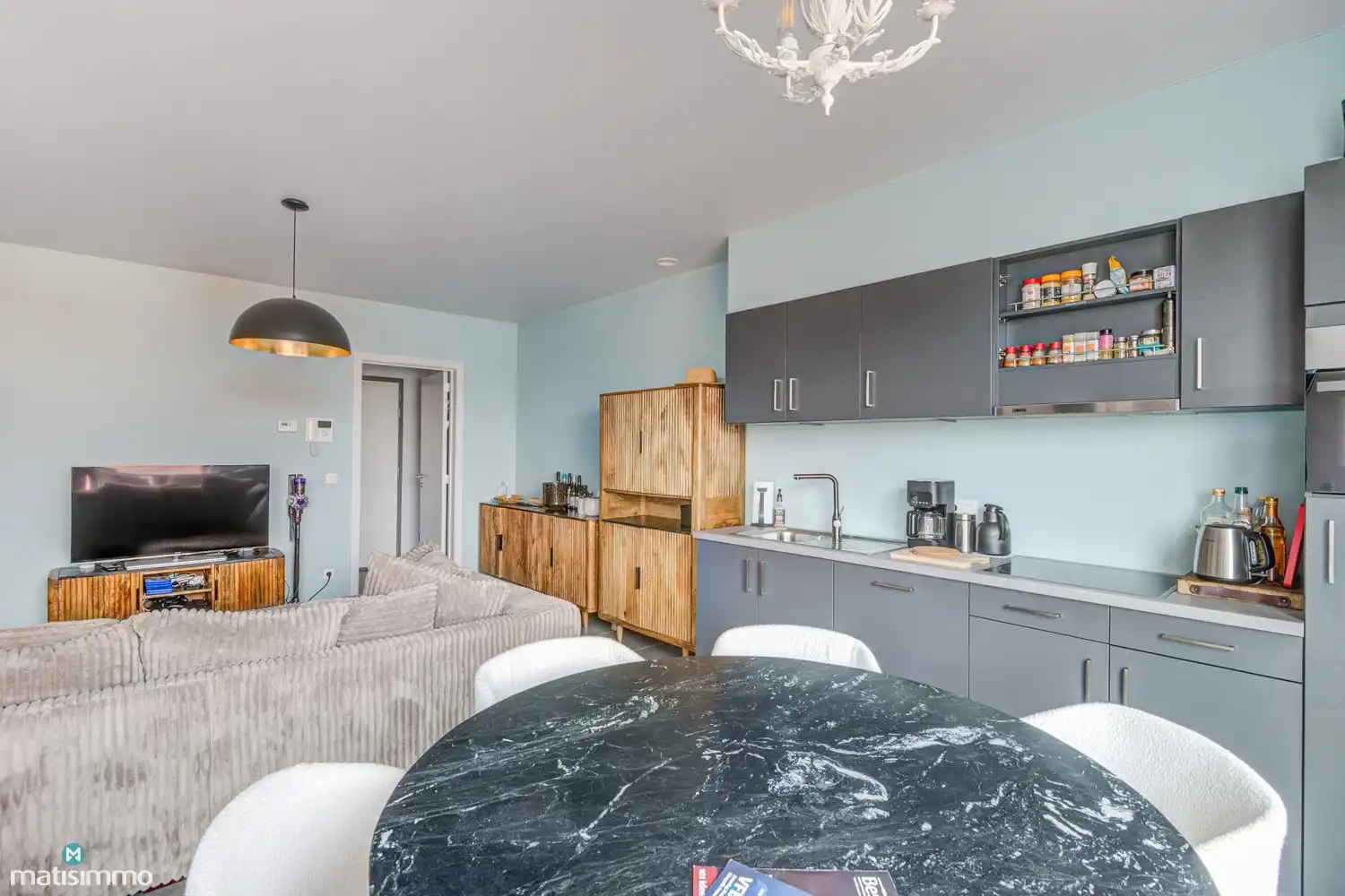 INSTAPKLAAR APPARTEMENT MET EEN UITSTEKENDE LIGGING TE HASSELT foto 5