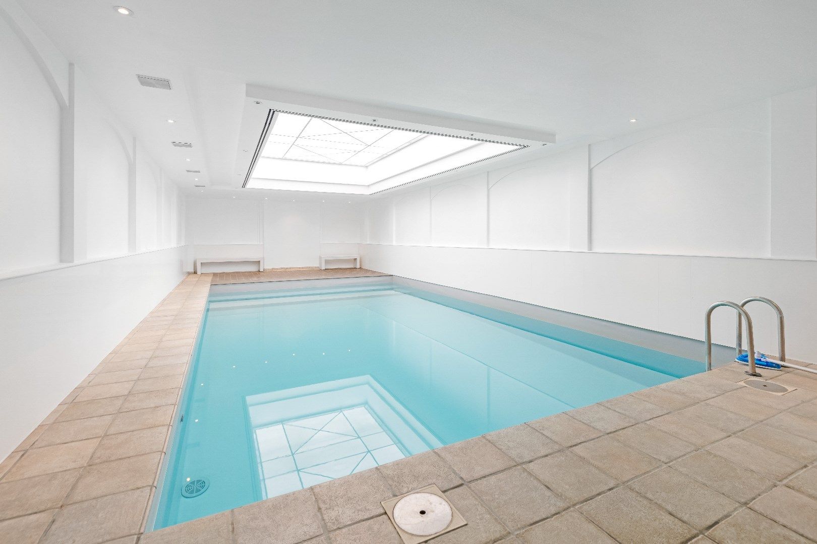 Mooi vernieuwd appartement centraal gelegen op de Paul Parmentierlaan foto 6