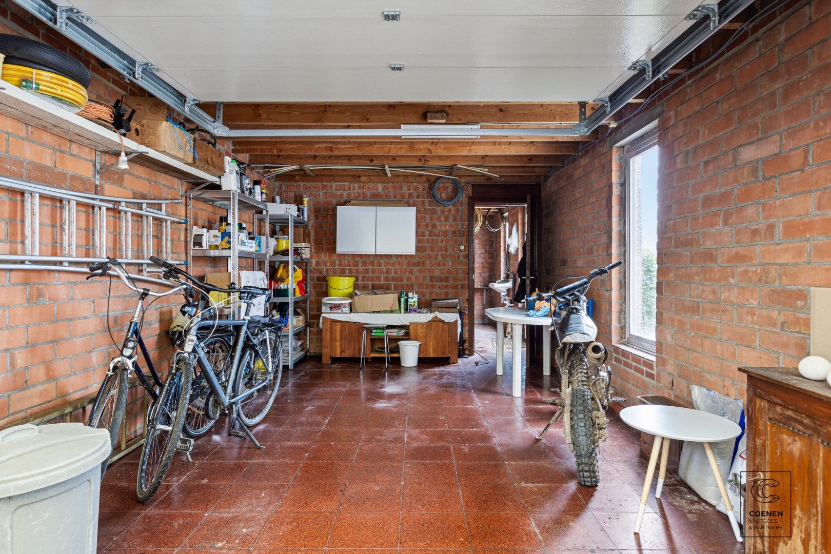 Laagbouwwoning met een bew opp van 194 m², 4 slpk's, op een schitterend perceel van 1807 m² foto 13