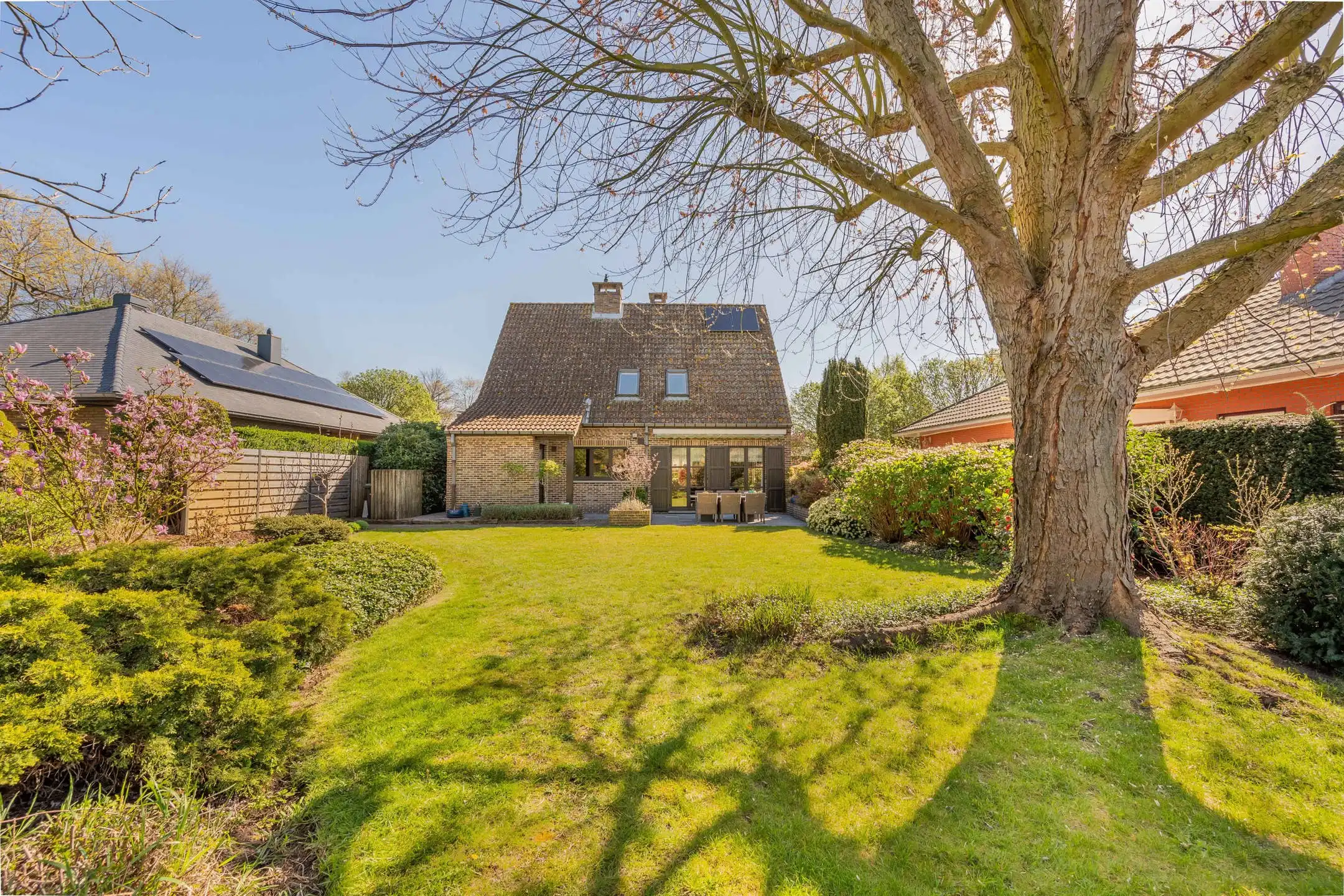 Charmante gezinswoning in rustige woonwijk  foto 8