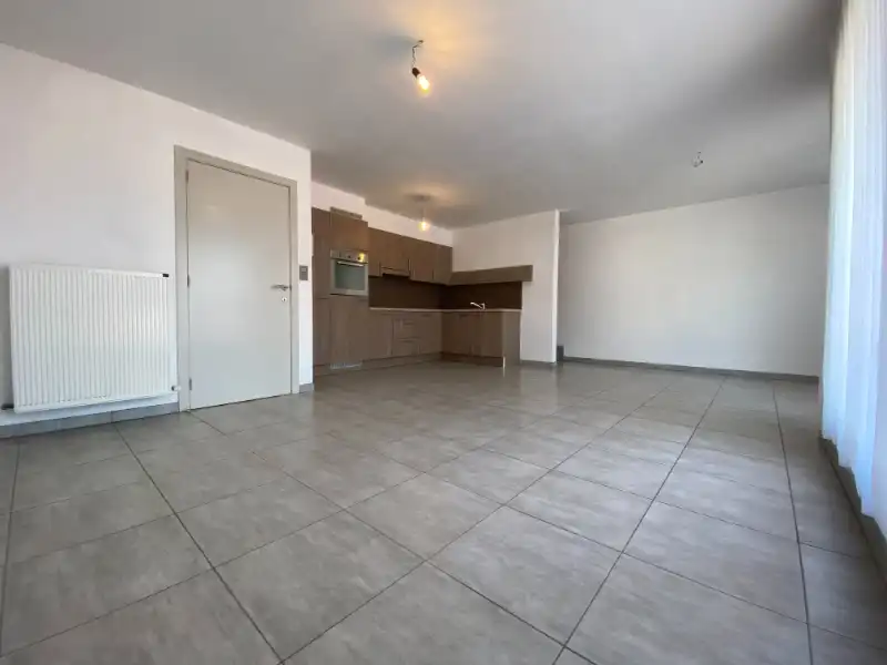 Duplex-appartement met 2 slpks en terras in het centrum van Houthalen foto {{pictureIndex}}