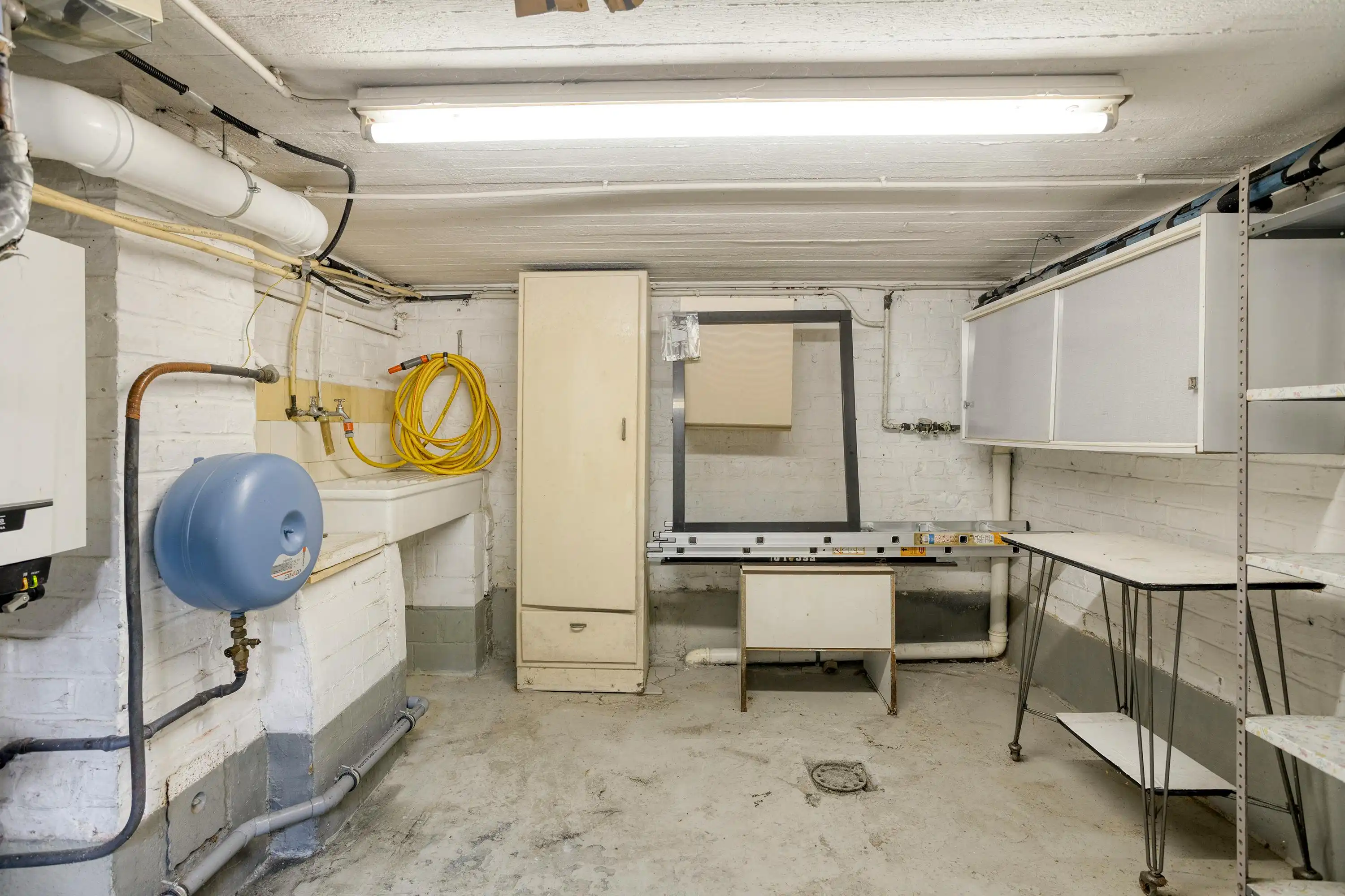 Ruime woning in Ieper met stadstuin en inpandige garage  foto 30