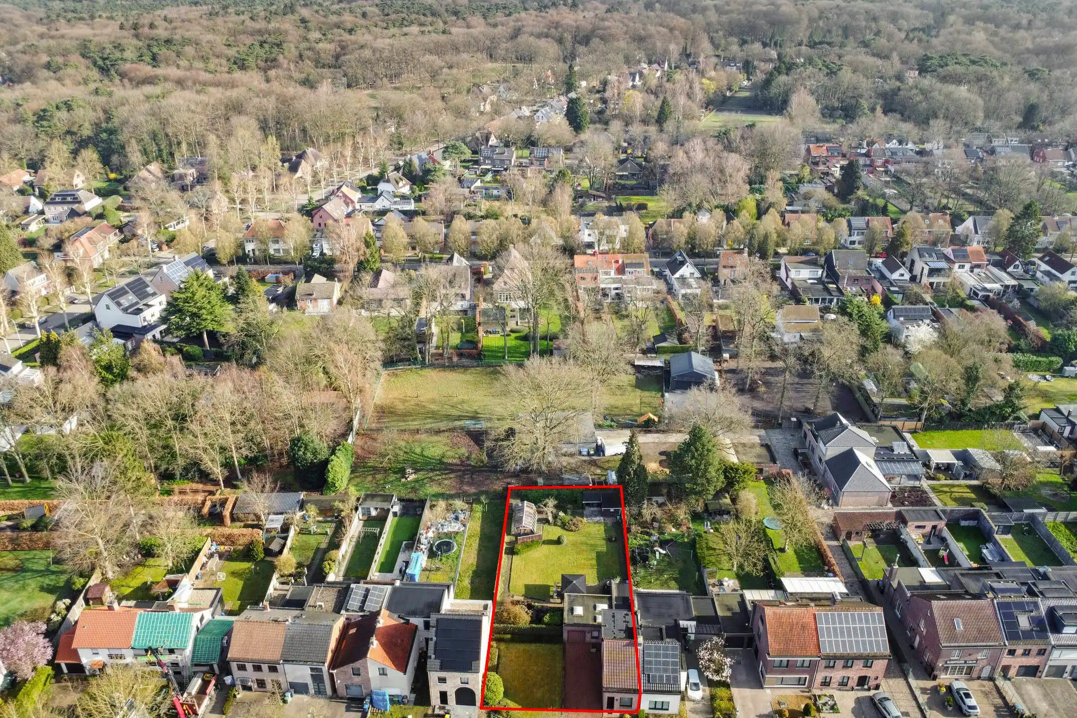 Woning op 917 m² met extra bouwmogelijkheden in Brasschaat foto 4