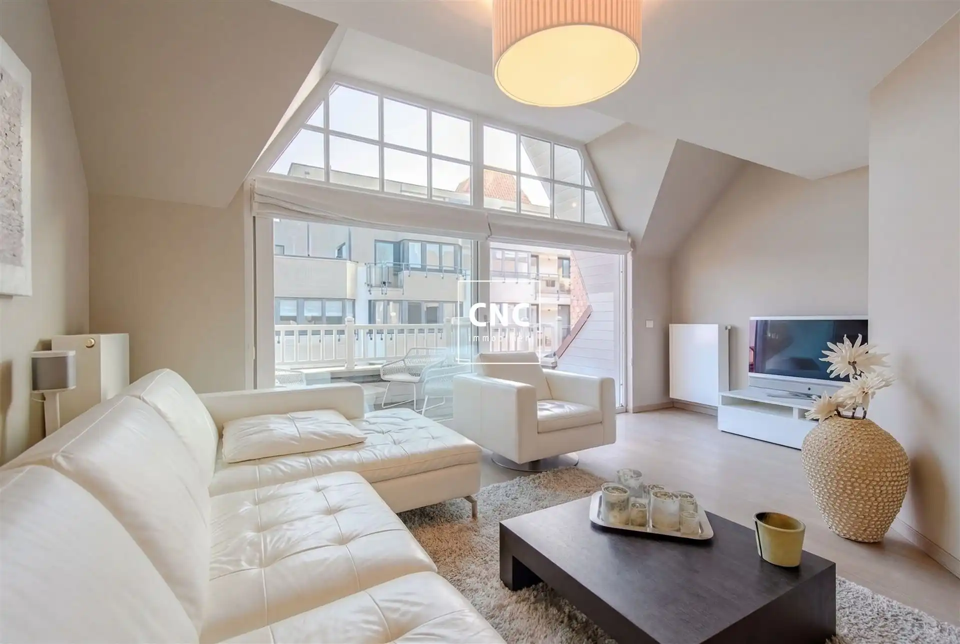 Duplex-appartement met zonneterras op toplocatie in Knokke foto 2