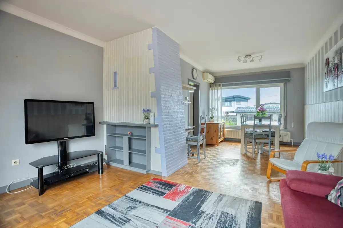 Op te frissen woning met twee slaapkamers op rustige locatie foto 3