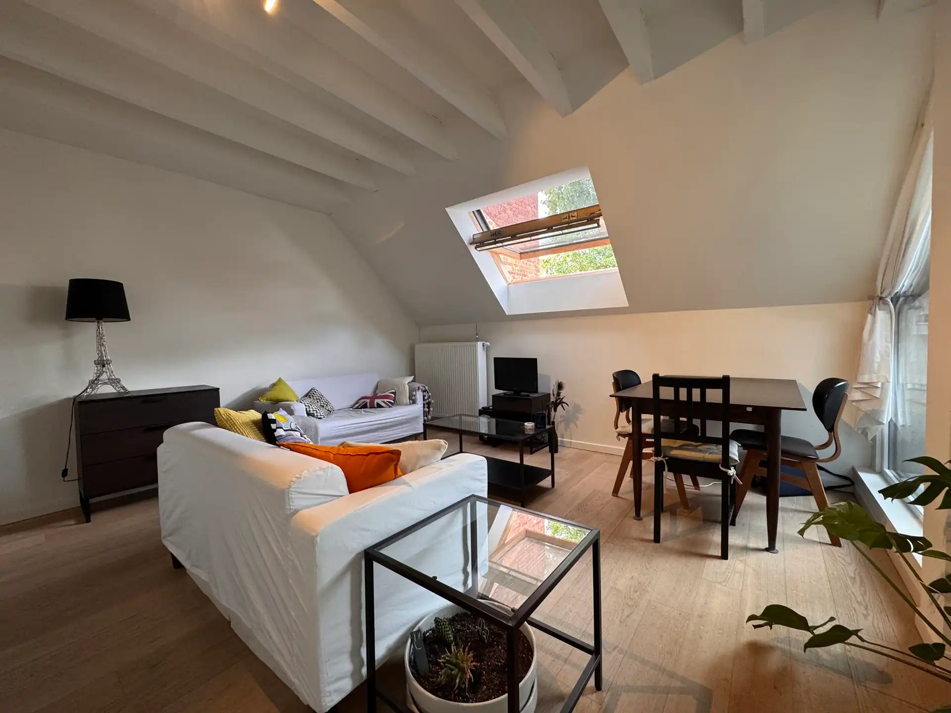 Appartement met 1 slaapkamer en terras in hartje Leuven foto 4