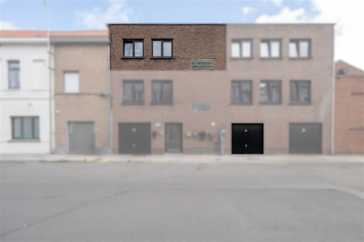 Gerenoveerd appartement op een toplocatie in Kortrijk foto 14