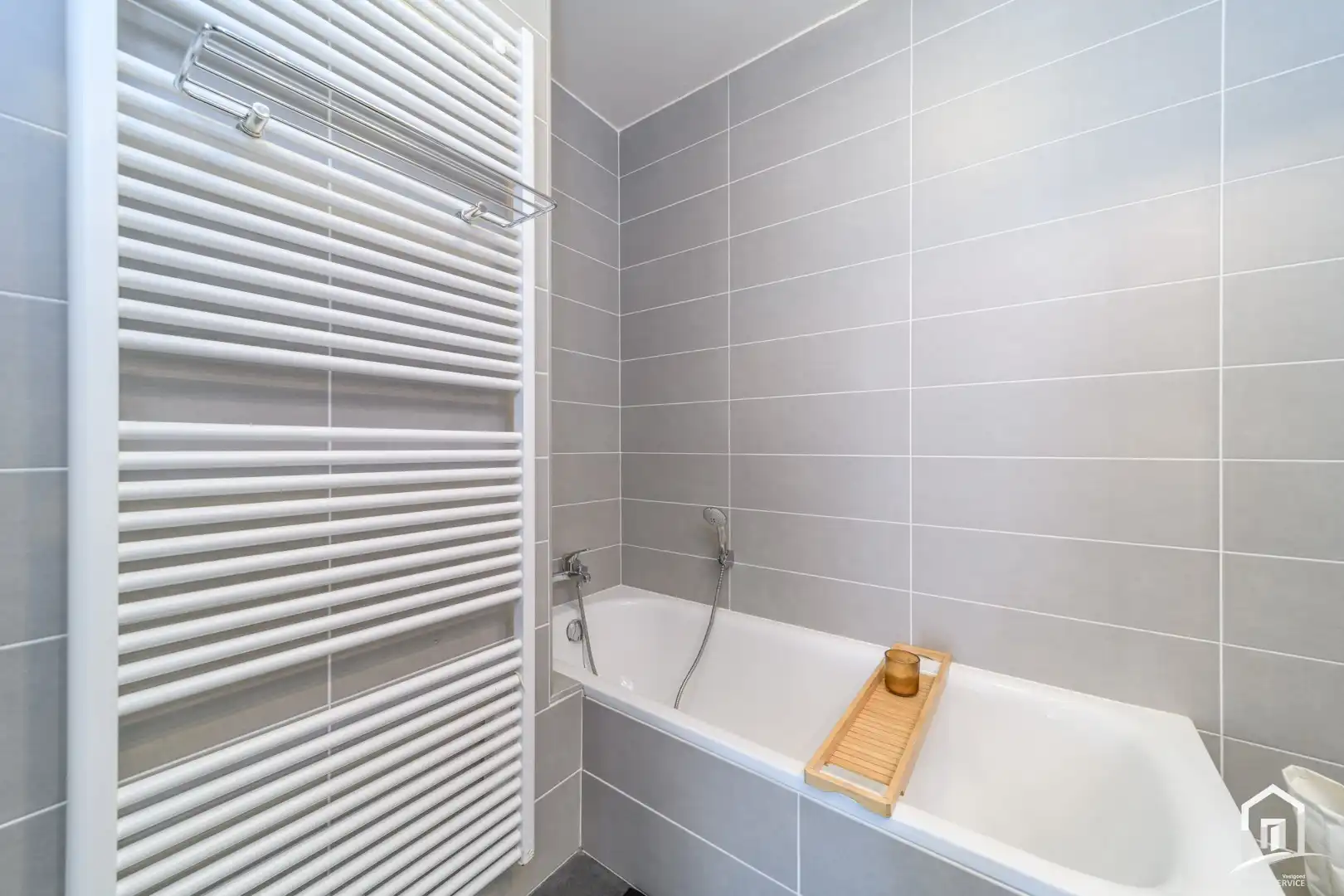 Lichtrijk appartement vlakbij de zeedijk van Knokke-Heist foto 14