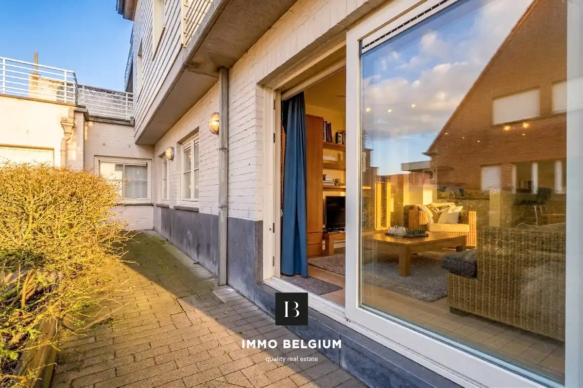 Ruim appartement met 3 slaapkamers nabij het centrum foto 3