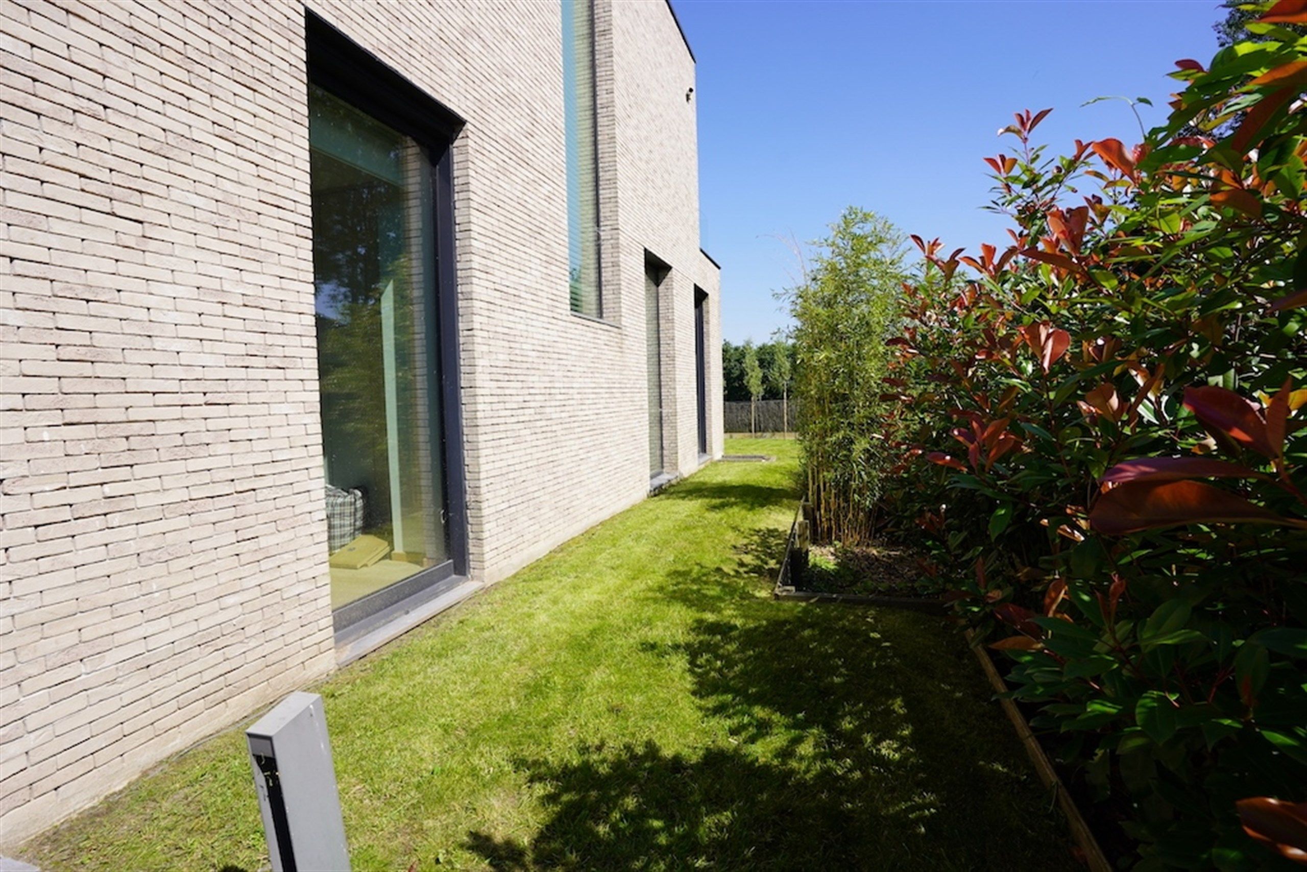 Energiezuinige eigendom (2017) met 4 slaapkamers en bureel foto 25