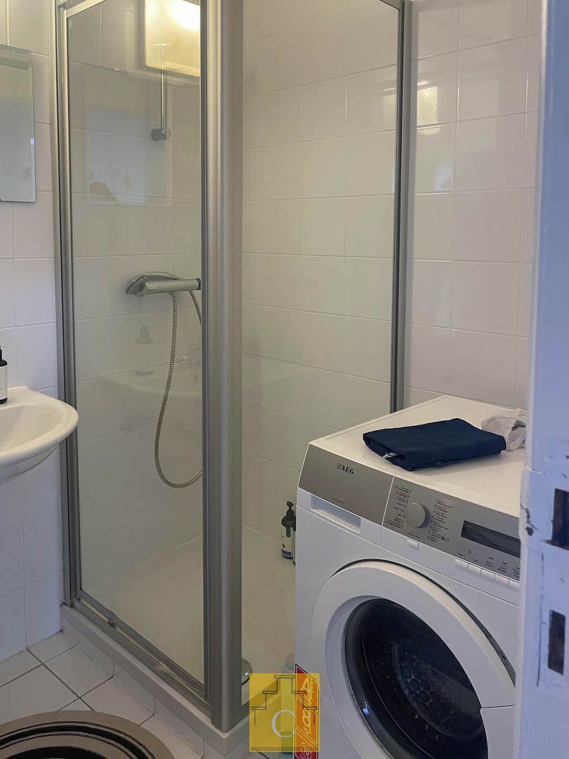 Trendy gerenoveerd appartement nabij Sint Jansplein foto 7
