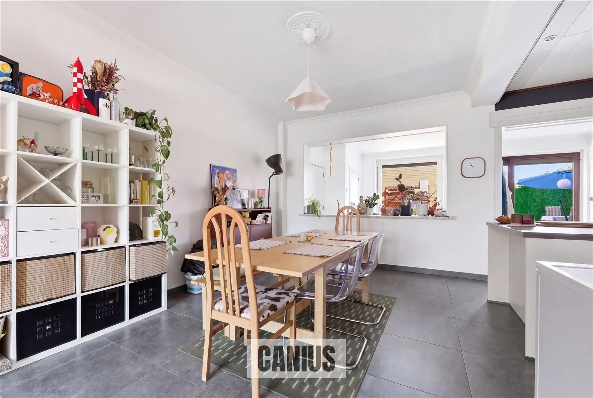 CHARMANTE, GERENOVEERDE WONING MET 2 SLPK foto 6