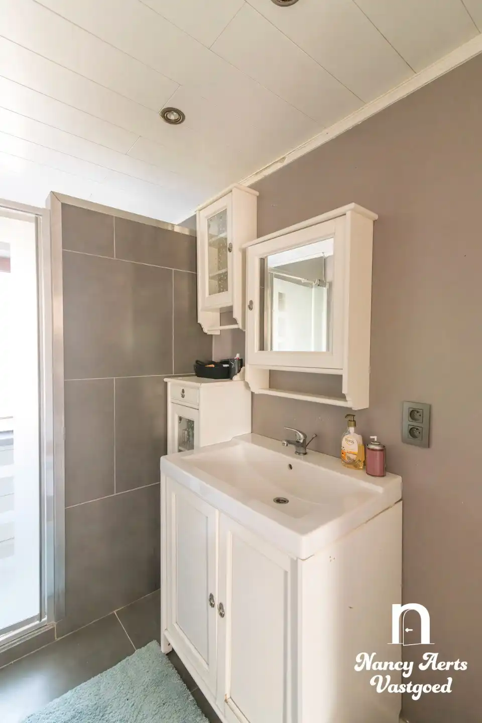 Gerenoveerde gezinswoning met ruimte voor eigen invulling foto 13