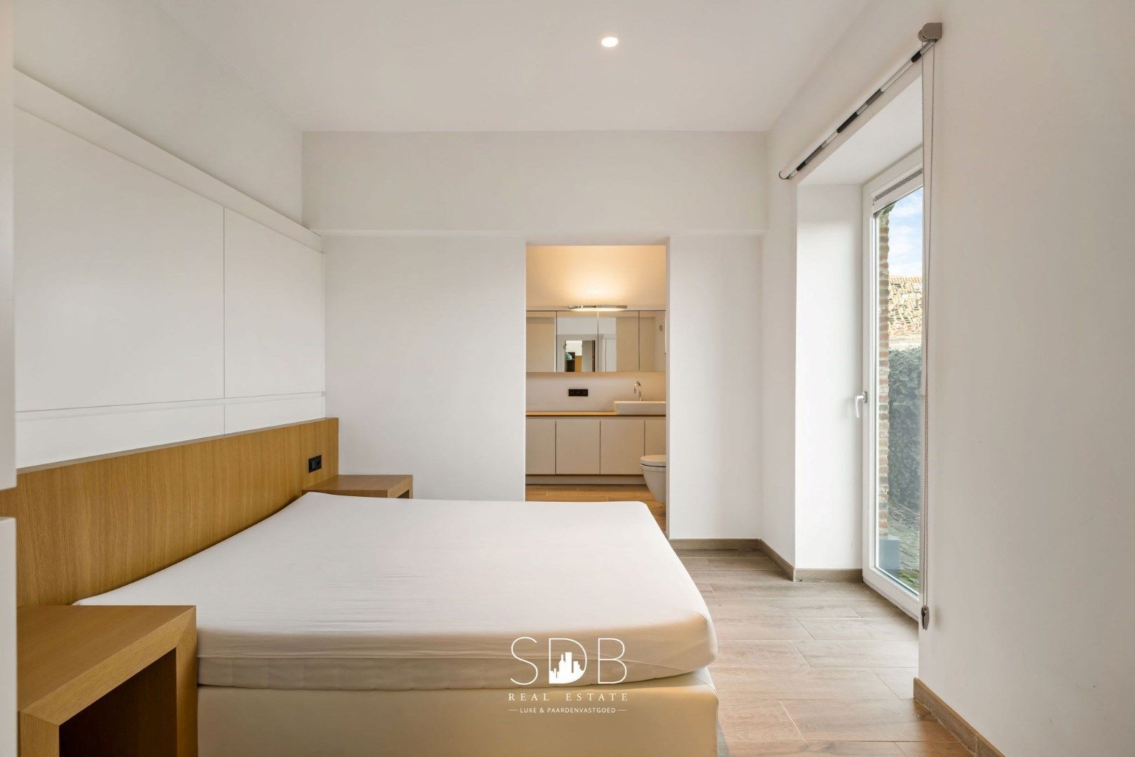 Prachtige villa in hoevestijl met bijgebouwen en akkerlanden/weilanden op 1,45ha foto 28