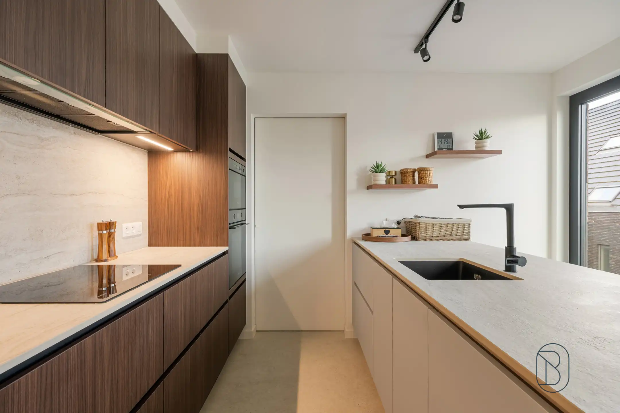 Prachtige penthouse met 3 slk op toplocatie in Harelbeke foto 9
