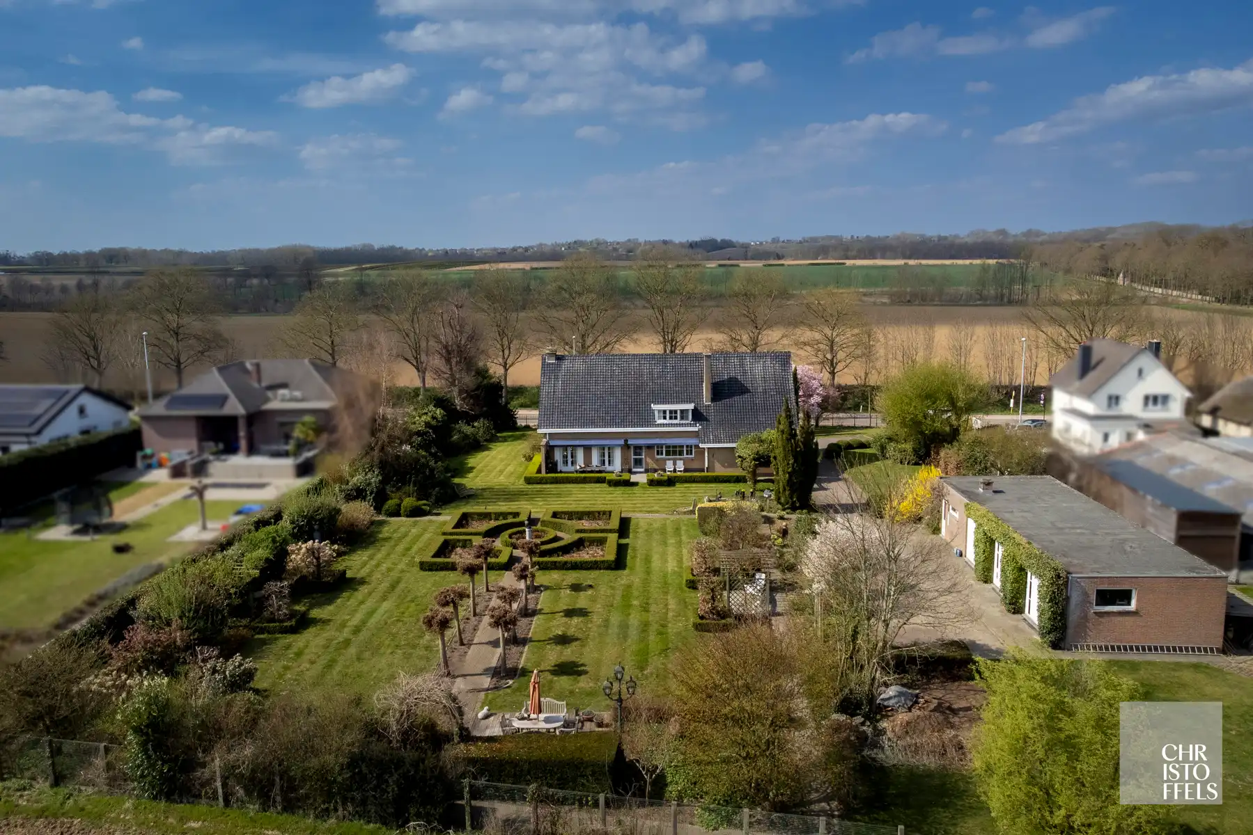 Riante vrijstaande woning mét vrij zicht op een perceel van 3679m²! foto 28